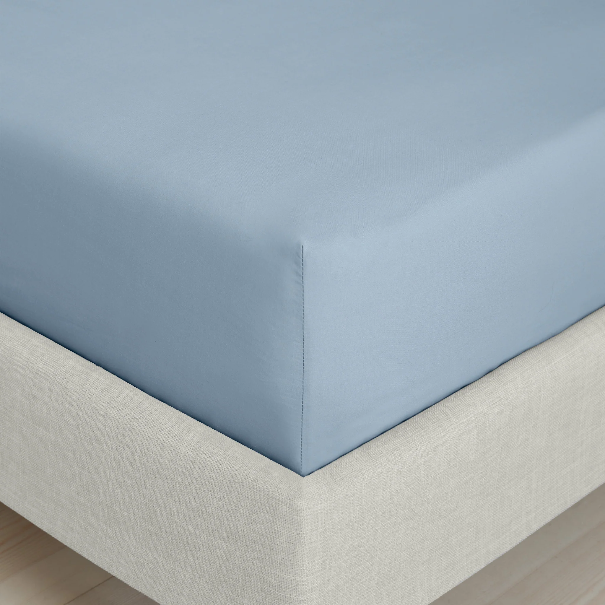 200TC Percale Blue Double Fitted Sheet - Image 2