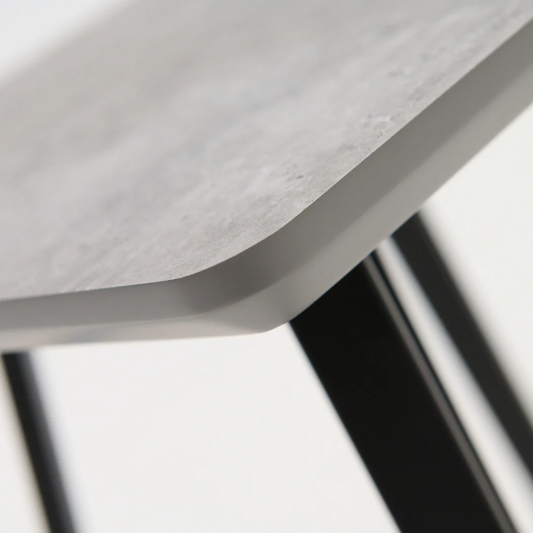 Akida Coffee Table - Coffee Table Faux Concrete / Black Powder - Image 4