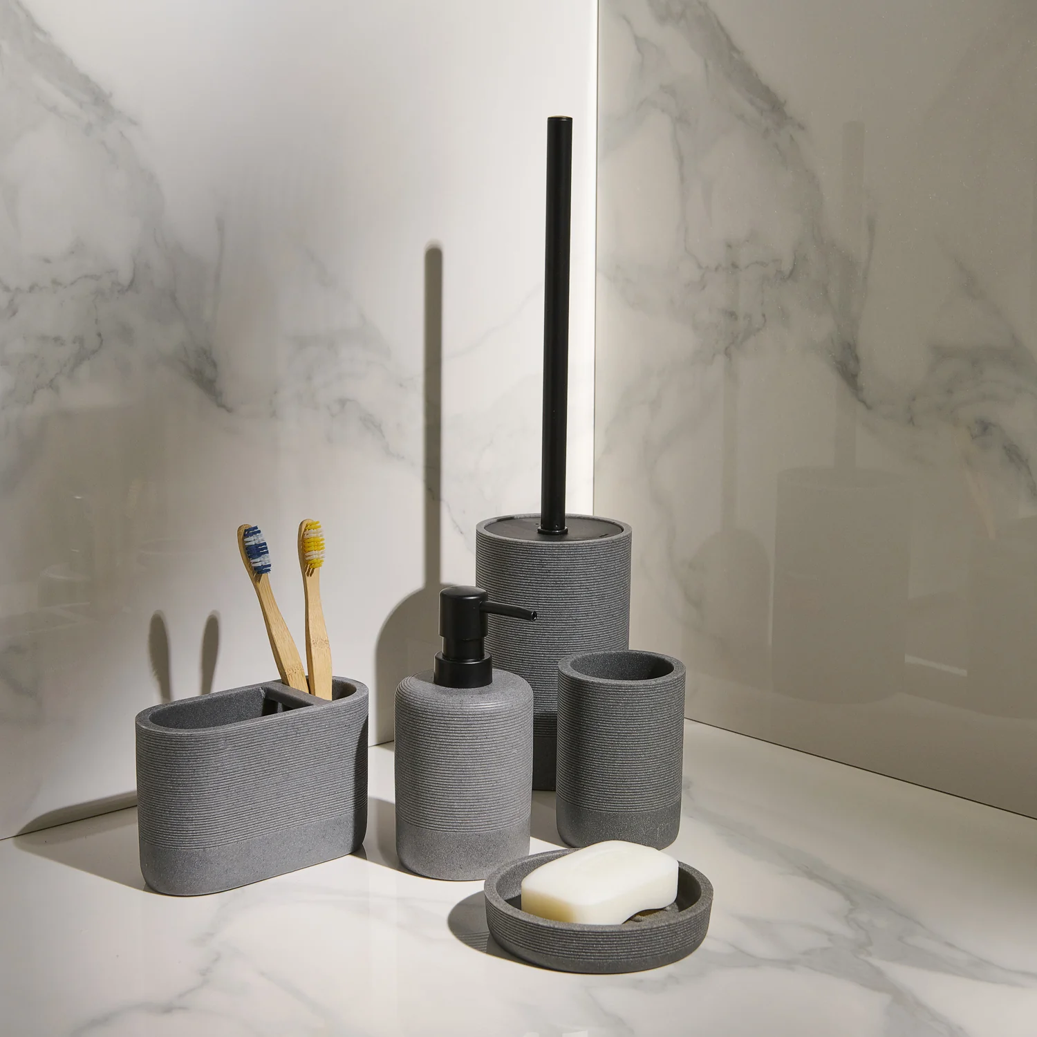Amara Dual Toothbrush Holder - Amara Dual Toothbrush Holder - Image 5