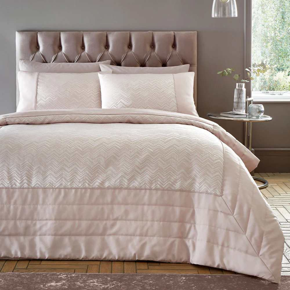 Antibes Pink Throw - Antibes Quilted Throw Pink 200X230CM