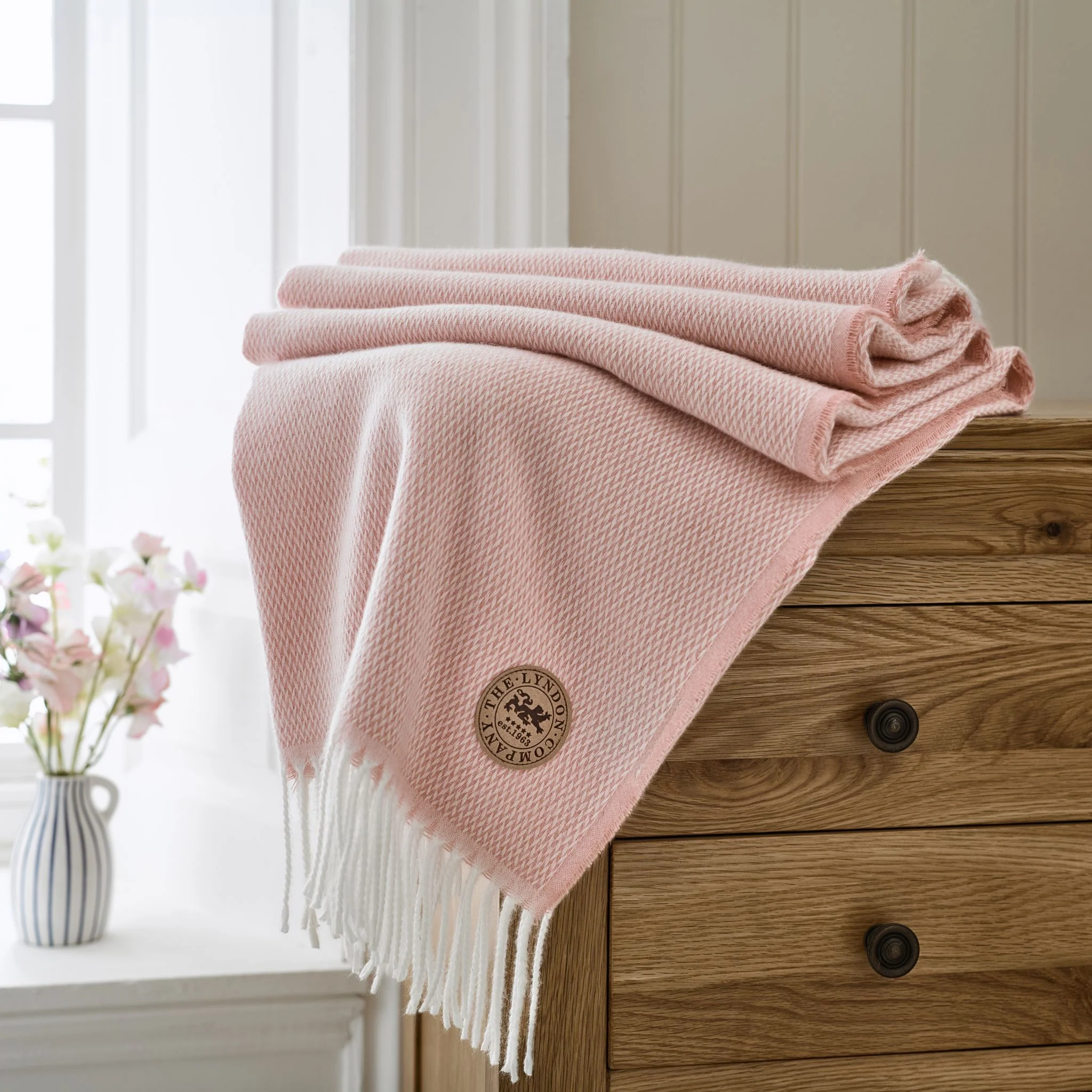 Arcadia Throw Pink - Arcadia Throw 130x170CM Rose