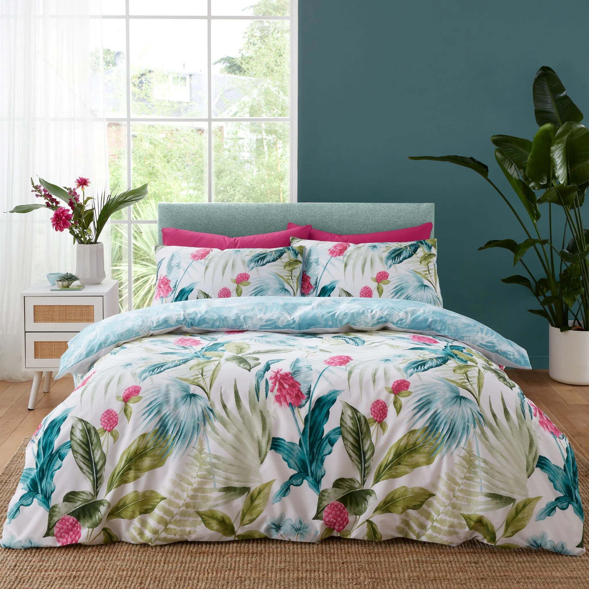 Catherine Lansfield Aruba Tropical Green Floral Duvet Set - DISC Aruba Tropical Floral Duvet Set