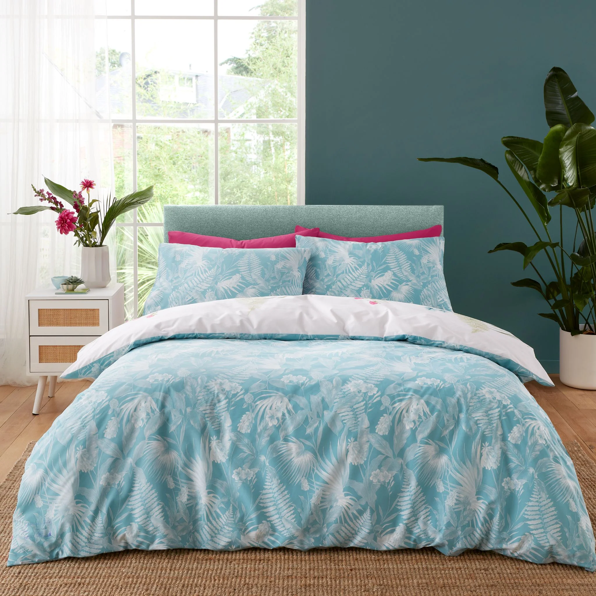 Catherine Lansfield Aruba Tropical Green Floral Duvet Set - DISC Aruba Tropical Floral Duvet Set - Image 2