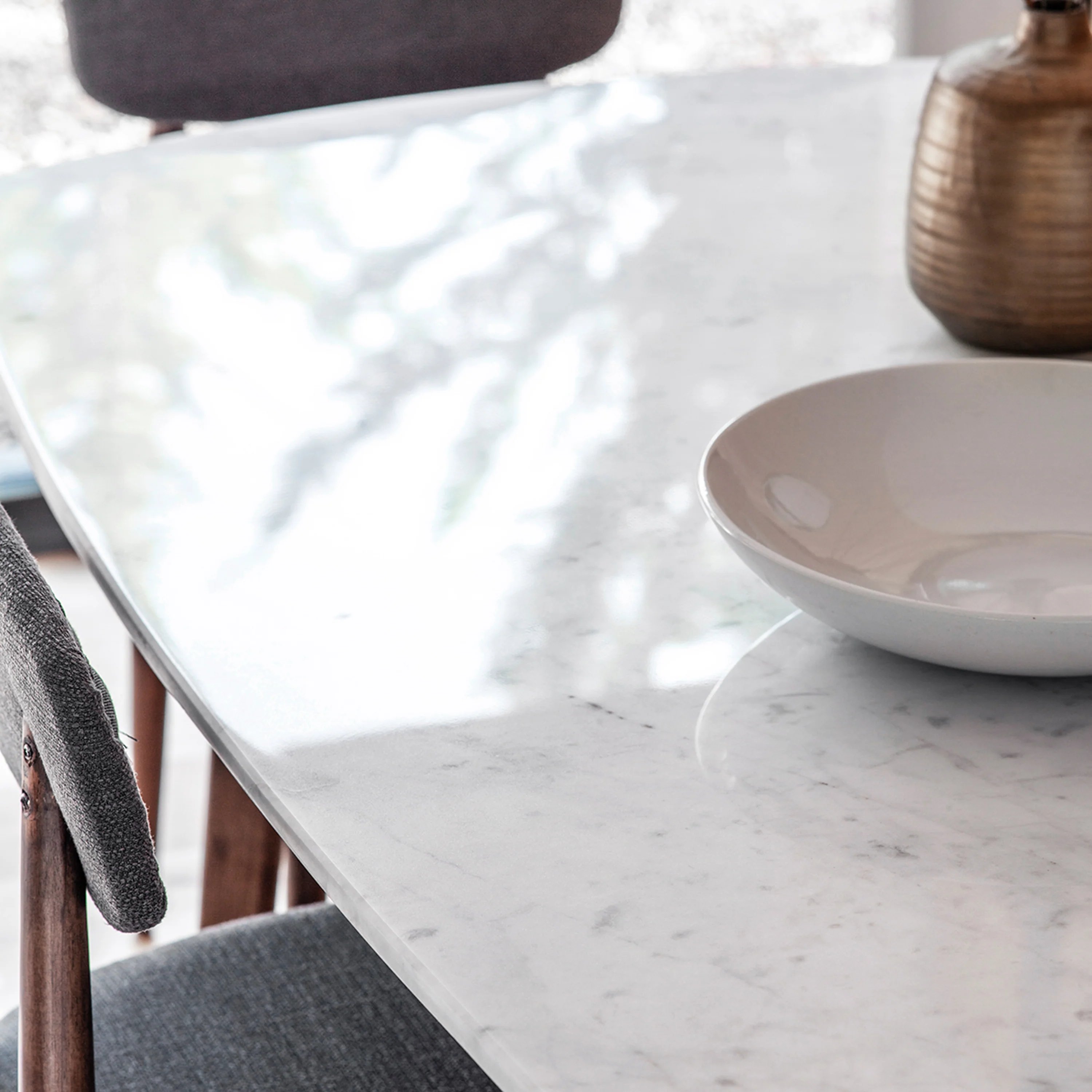 Barcelona Dining Table - Dining Table 160x90cm Dark Wood / Marble - Image 3