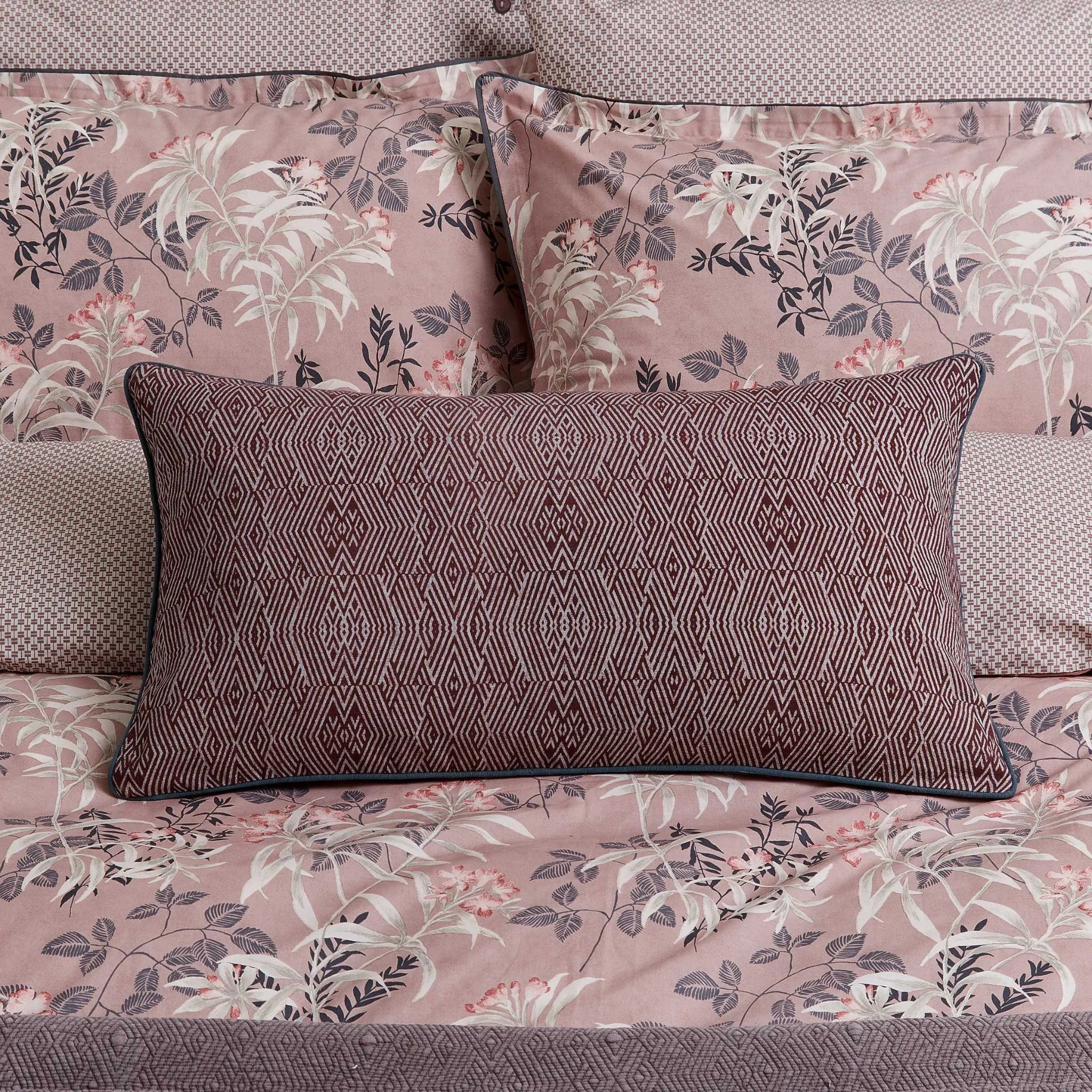 Bedeck Of Belfast Katara Umma Cushion - Katara/Umma Cushion 70X40CM
