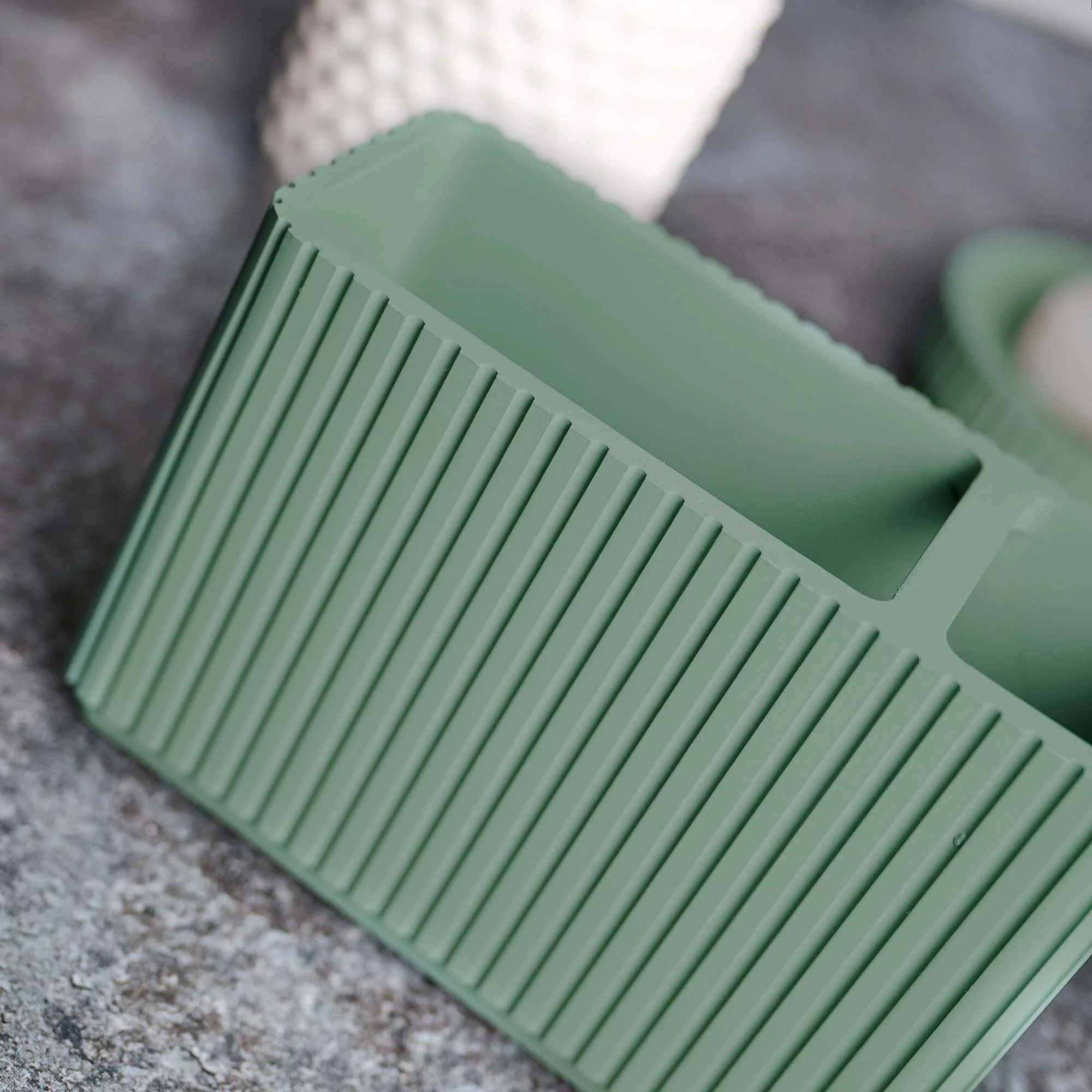 Berkeley Green Toothbrush Tidy - SALE Berkeley Toothbrush Tidy Green - Image 3