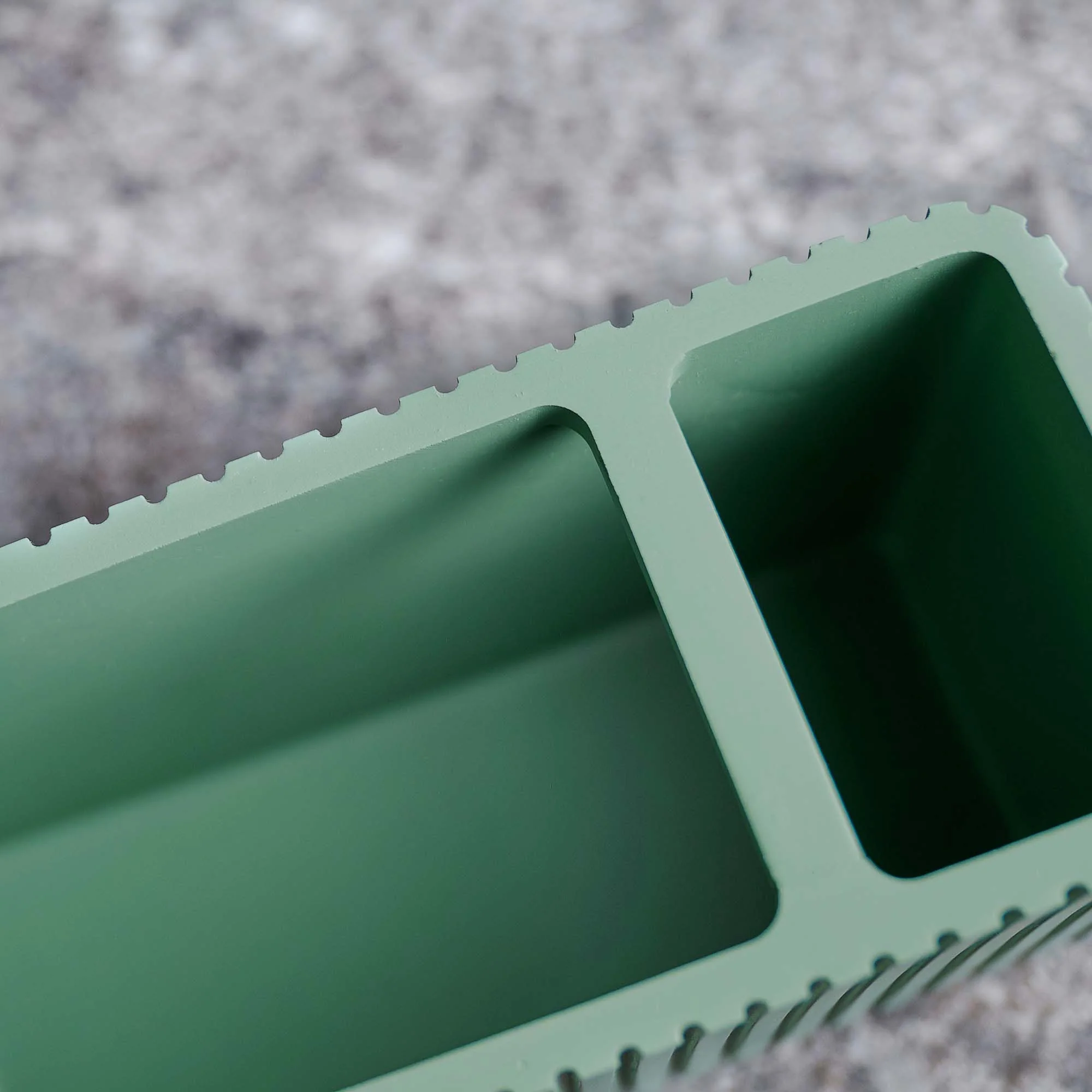 Berkeley Green Toothbrush Tidy - SALE Berkeley Toothbrush Tidy Green - Image 4