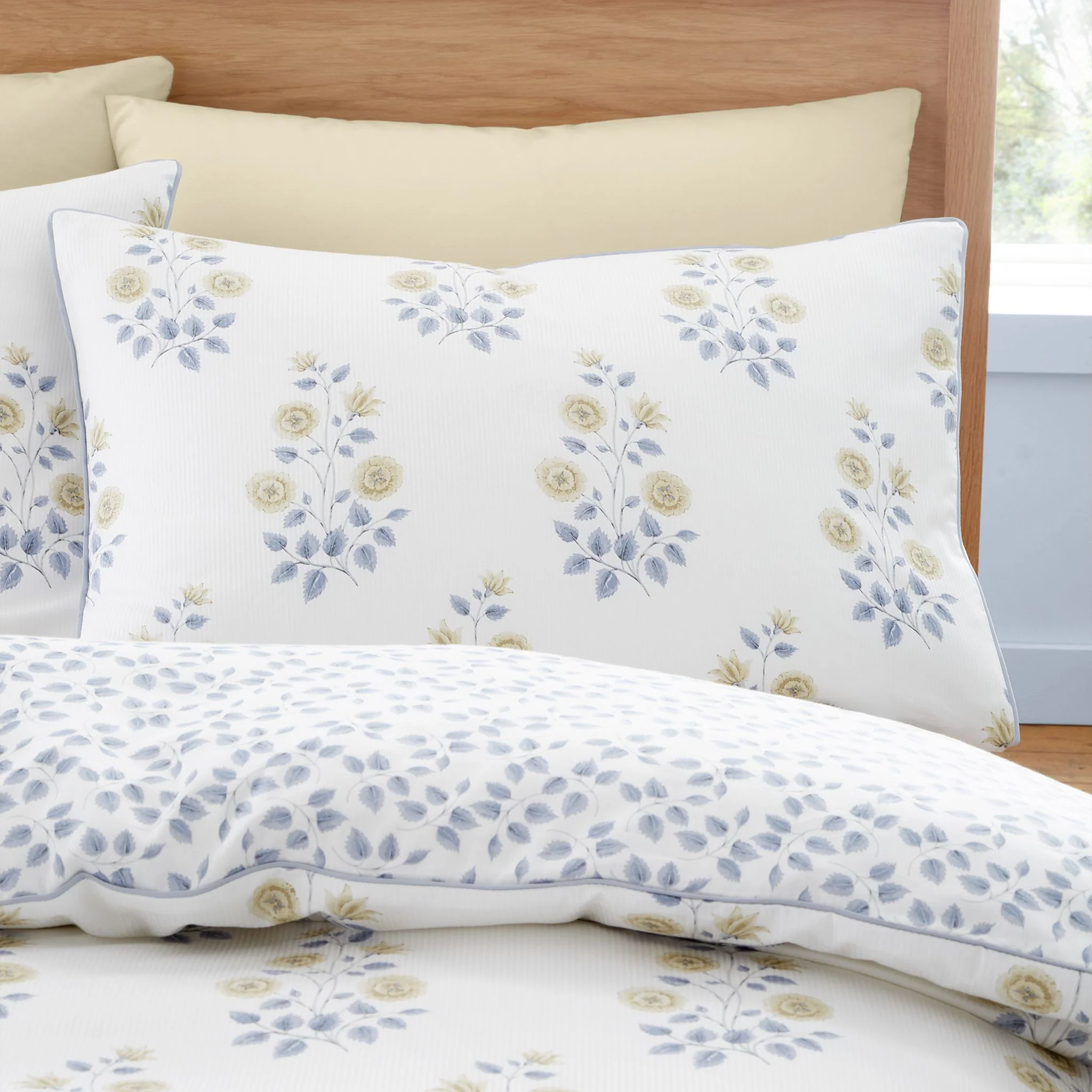 Bianca Eloise Floral Blue Duvet Set - Eloise Floral Blue Duvet Set Double - Image 4