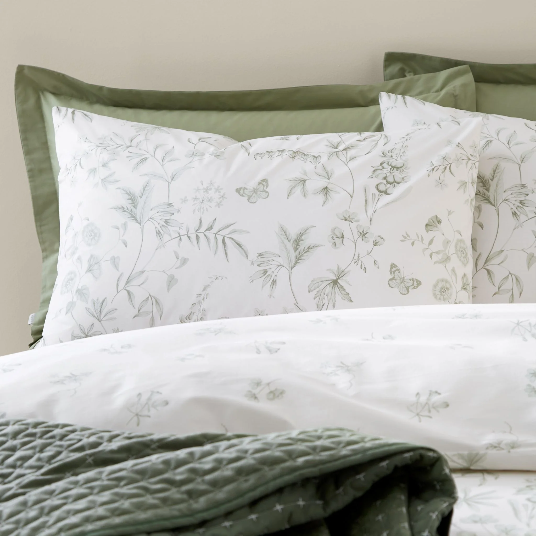 Bianca Thea Floral Green Duvet Set - Thea Floral Double Duvet Set Green - Image 4