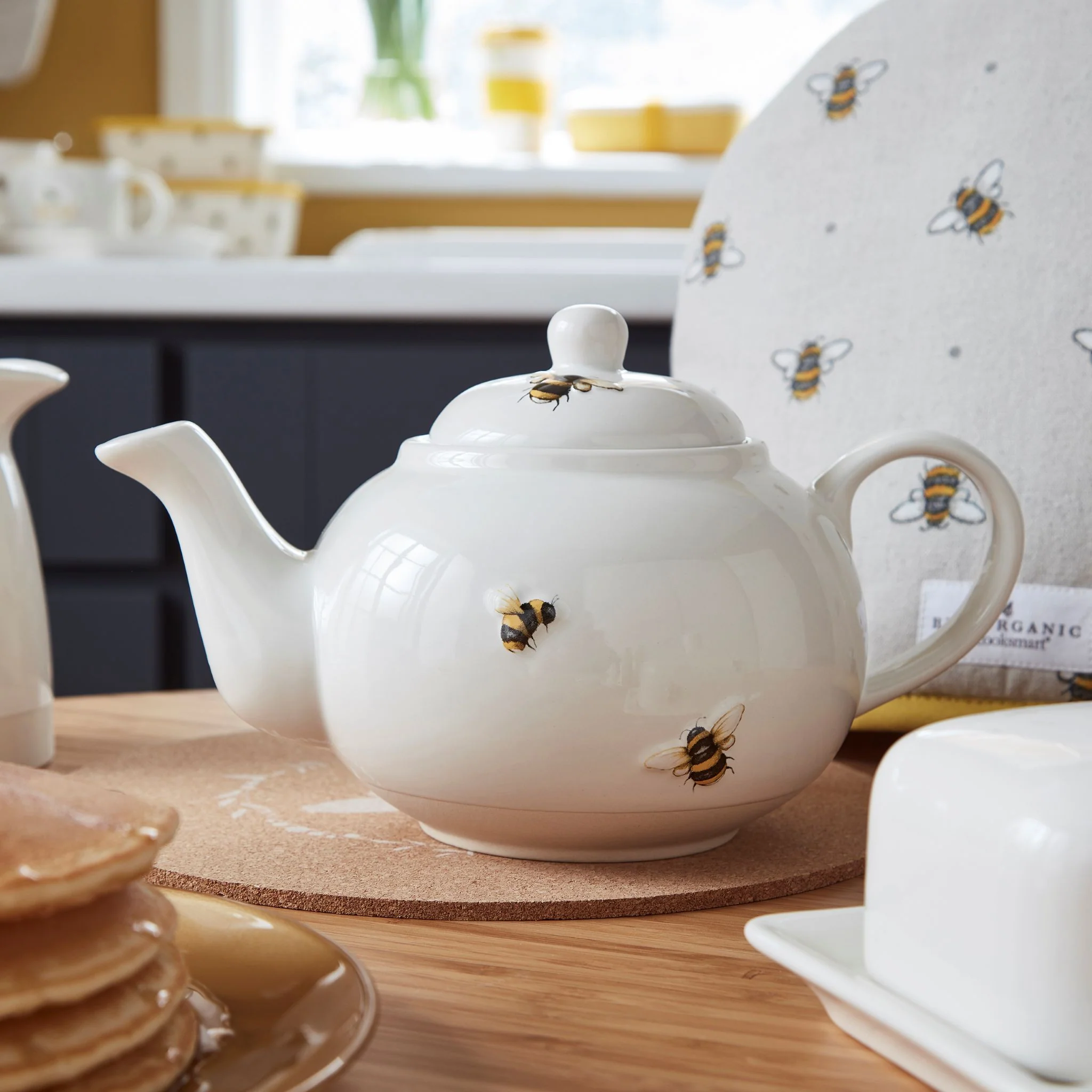 Bumble Bees Tea Pot - Bumble Bees Tea Pot