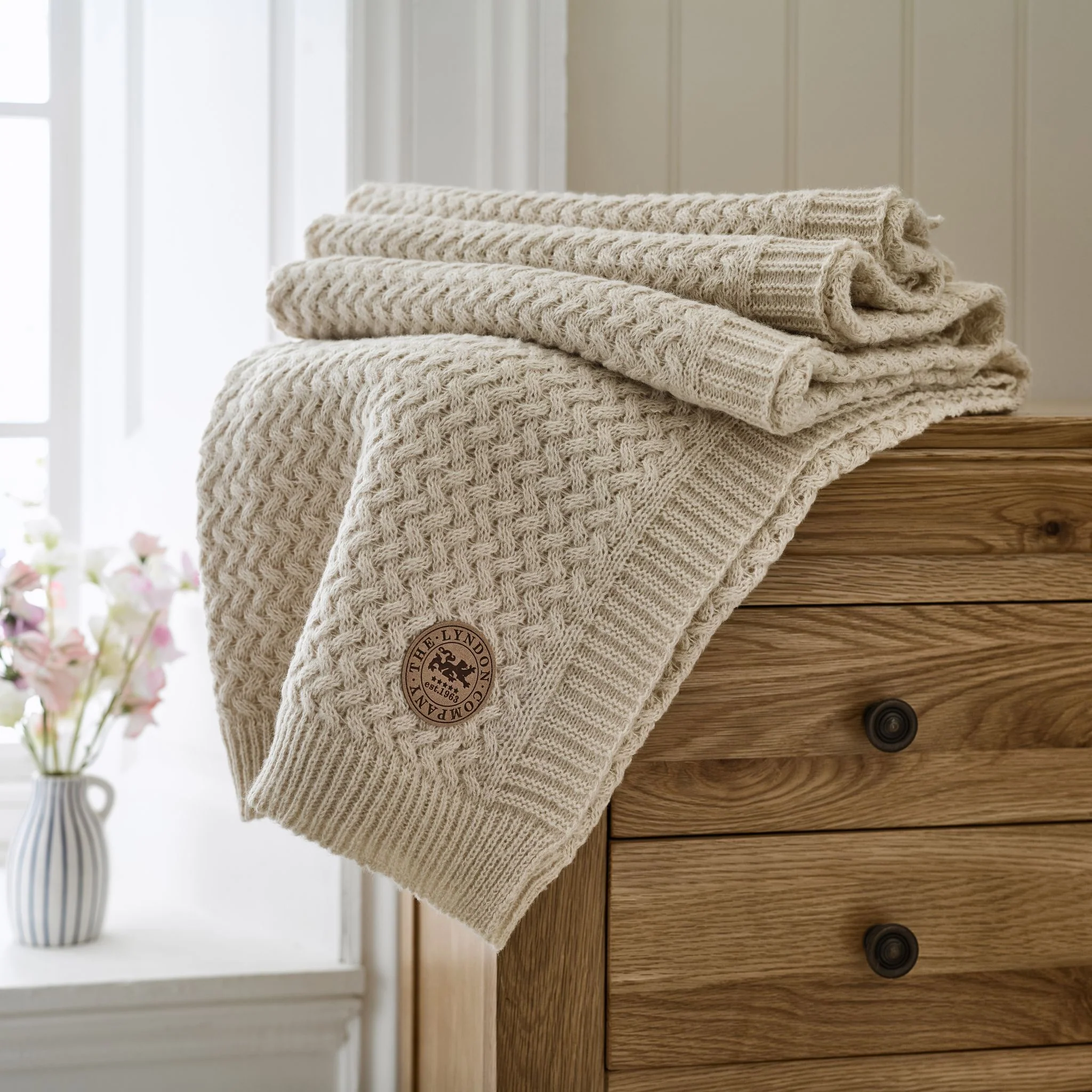 Cadenza Knitted Throw Cream - Cadenza Knitted Throw 130x170CM Cream - Image 3