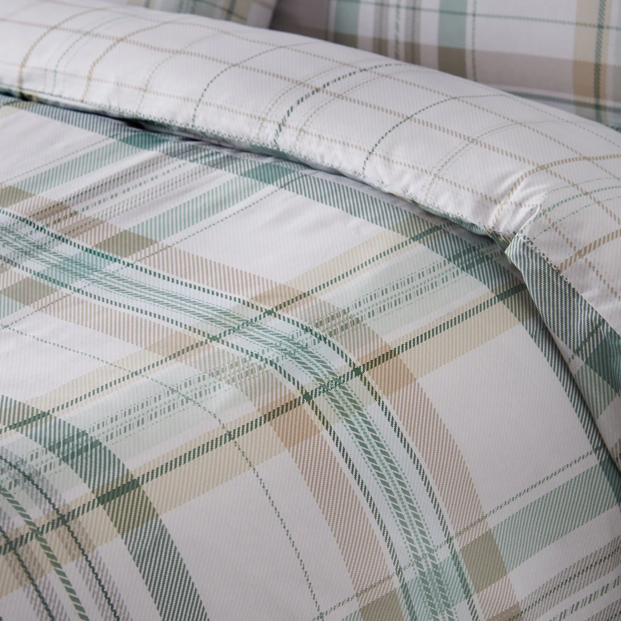 Catherine Lansfield Cartmel Check Green Duvet Set - Cartmel Check Green Duvet Set Single - Image 3