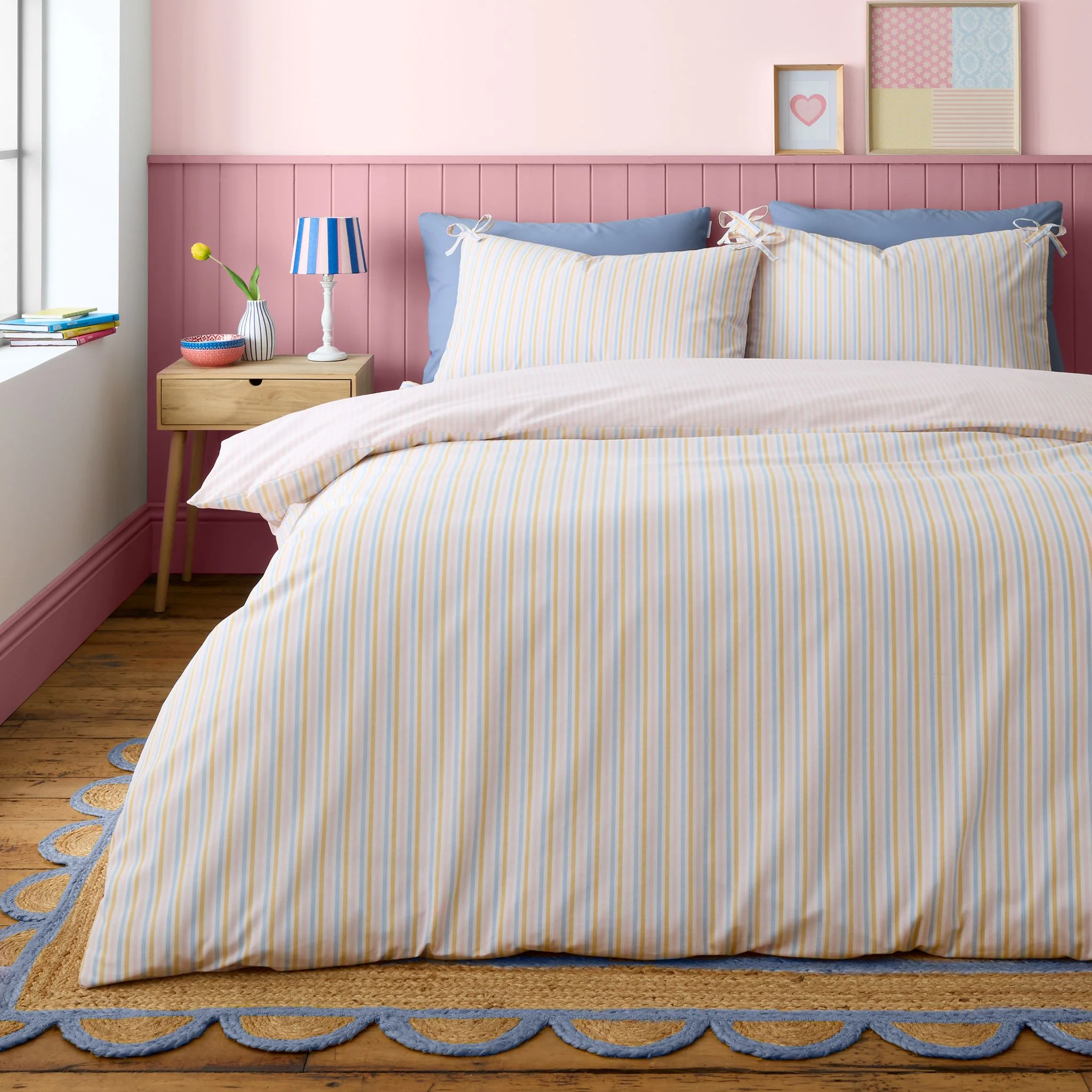 Catherine Lansfield Brighton Stripe Duvet Set Pastel - DISC Brighton Stripe Double Duvet Set Pastel