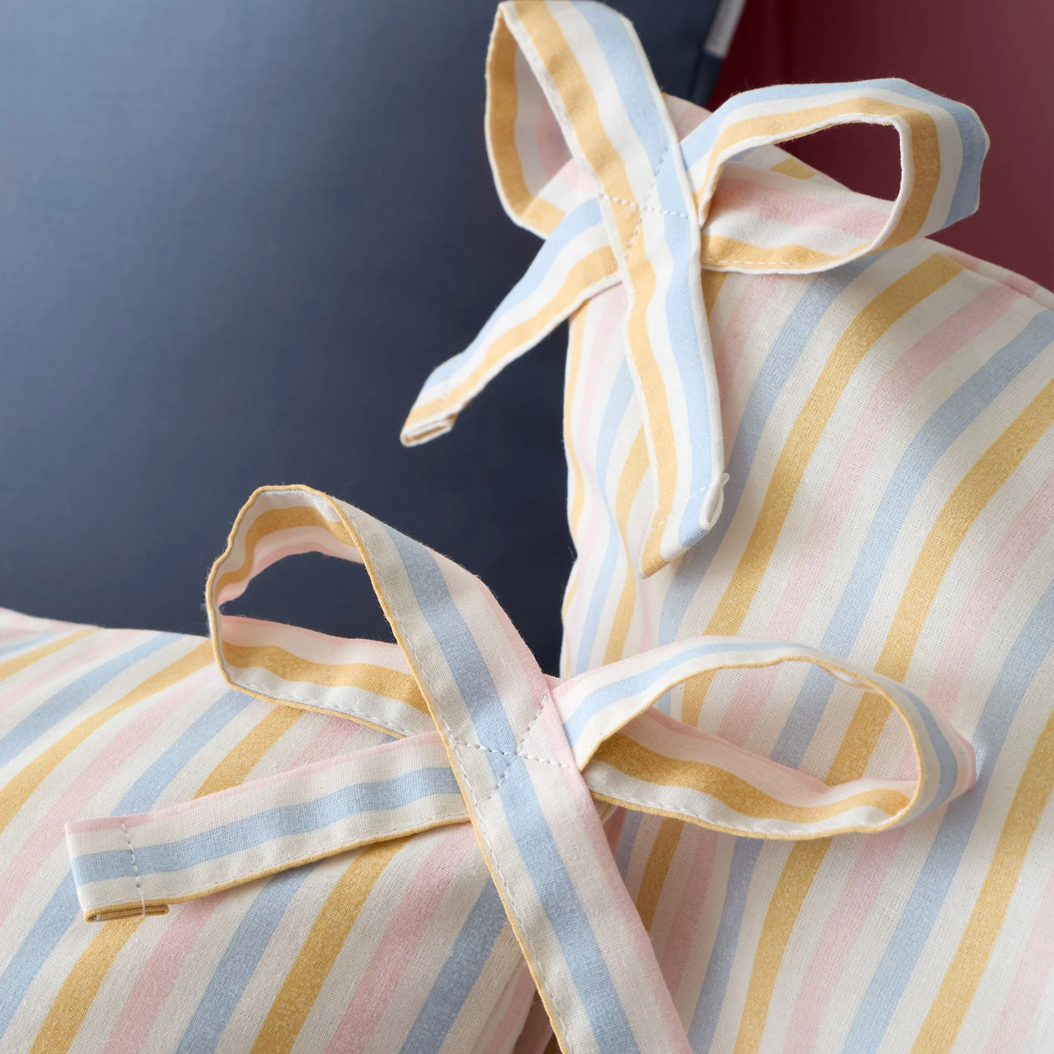 Catherine Lansfield Brighton Stripe Duvet Set Pastel - DISC Brighton Stripe Double Duvet Set Pastel - Image 4