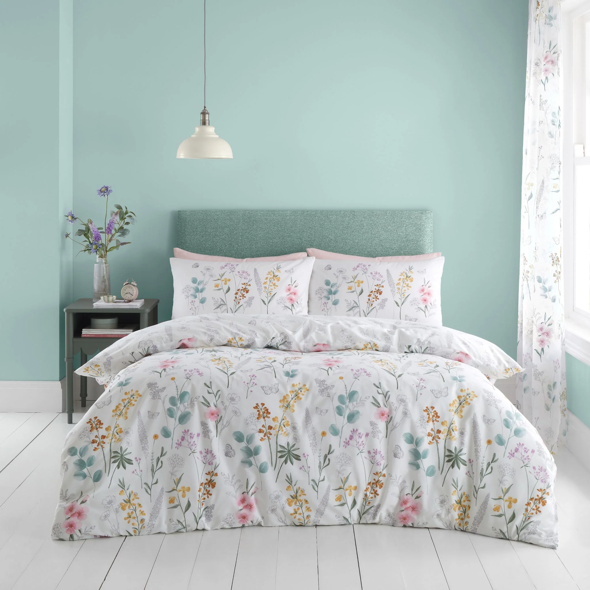 Catherine Lansfield Emilia Floral Duvet Set White - Emilia Floral Single Duvet Set White