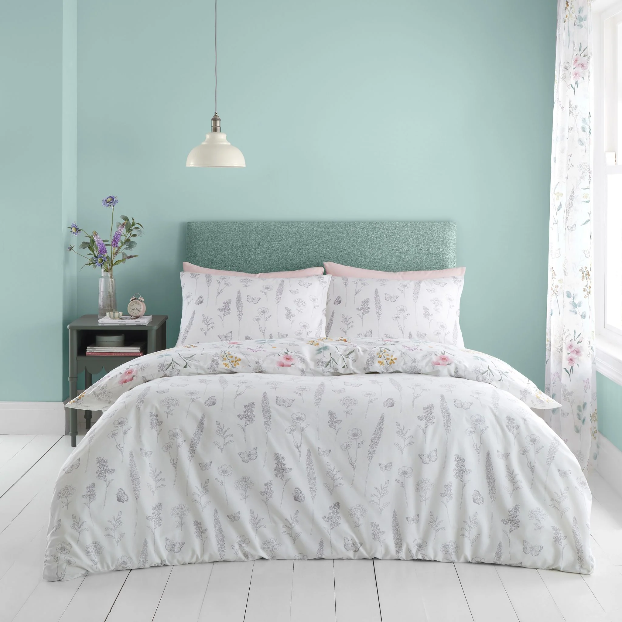 Catherine Lansfield Emilia Floral Duvet Set White - Emilia Floral Single Duvet Set White - Image 2