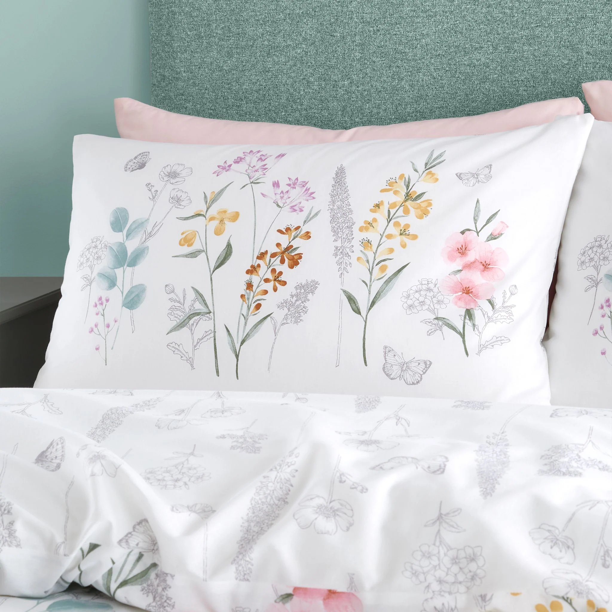 Catherine Lansfield Emilia Floral Duvet Set White - Emilia Floral Single Duvet Set White - Image 3