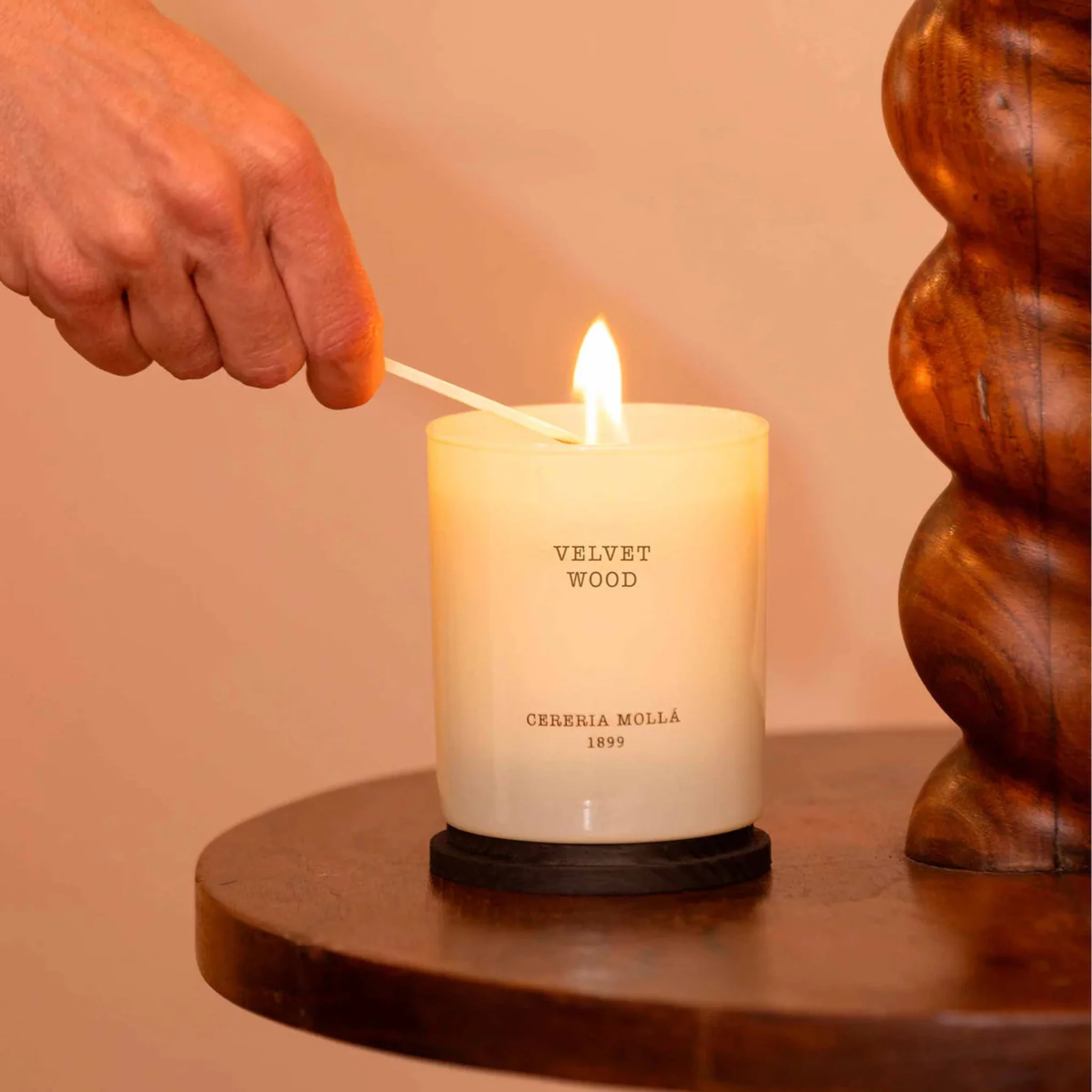 Cereria Molla Velvet Wood Candle - Velvet Wood 230g Candle