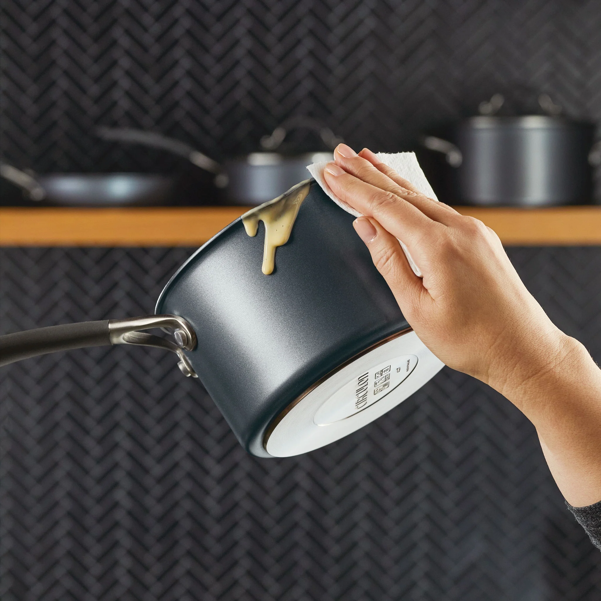 Circulon S Defense Straining Saucepan 16CM 1.8L - Image 2
