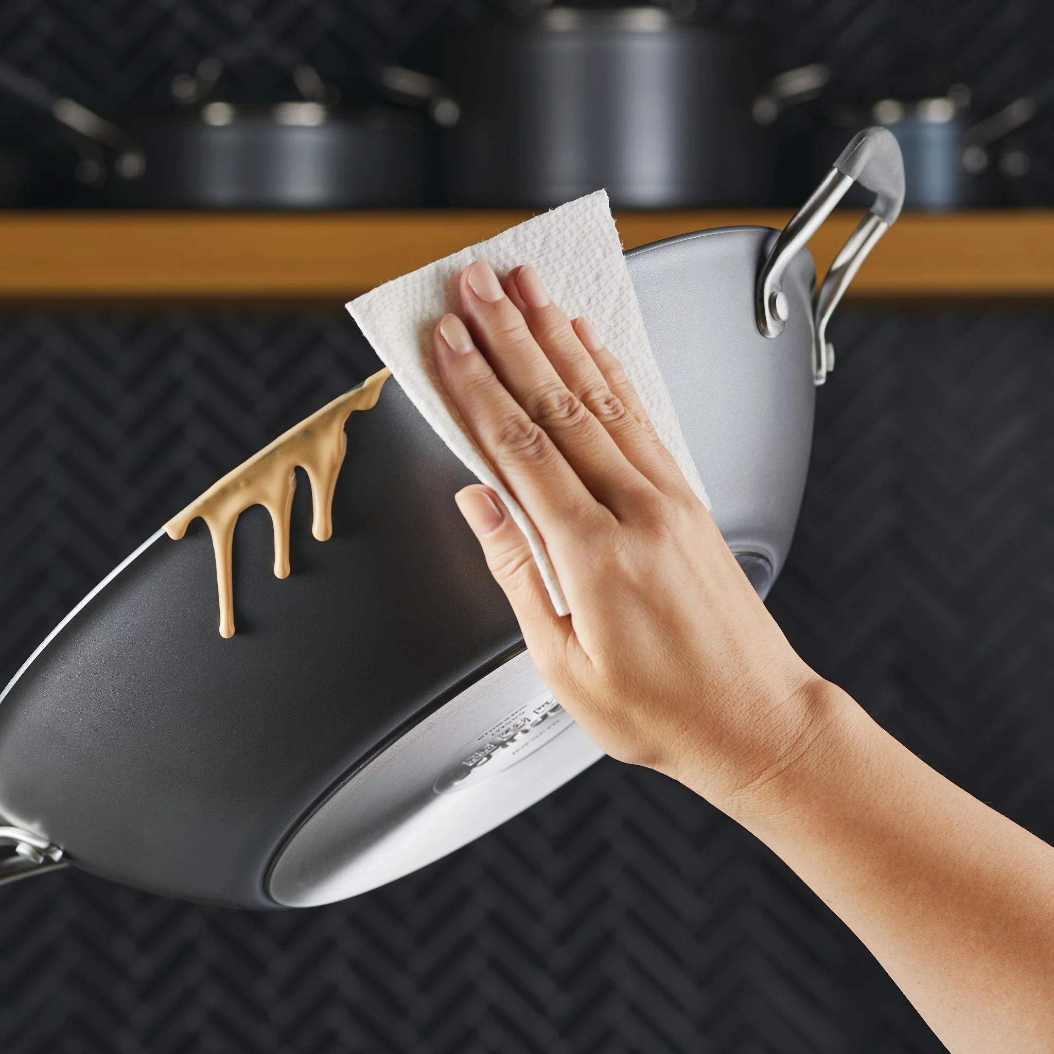 Circulon S Defense Wok 36CM - Image 3
