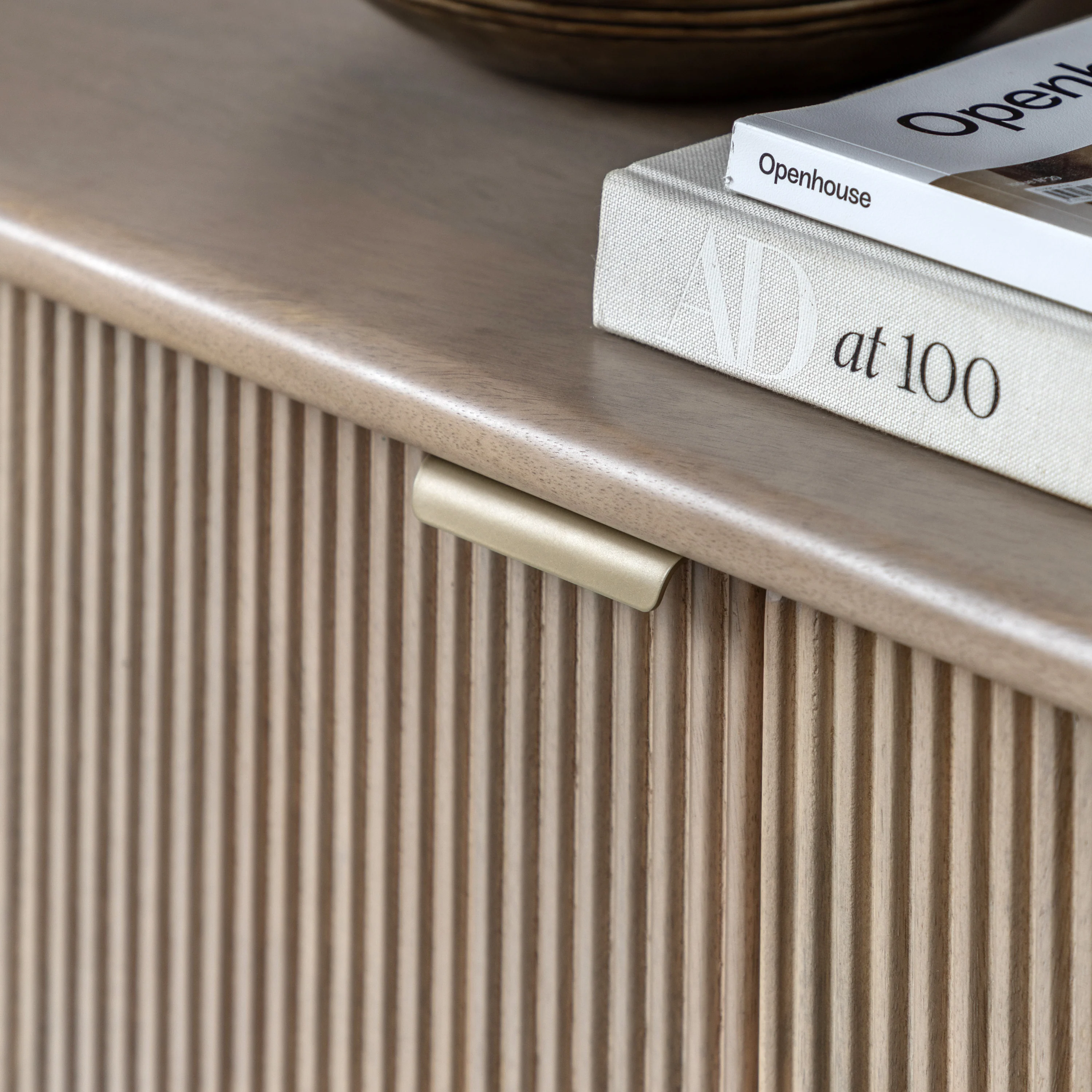 Colonna Sideboard - 3 Door Sideboard Natural Mango Wood / Brass - Image 3