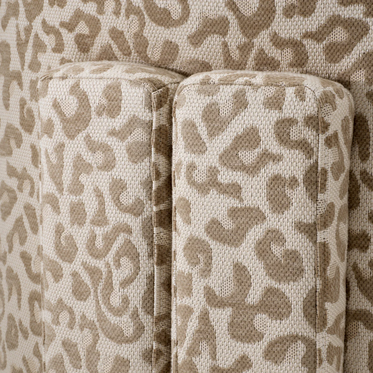 Eichholtz Hazelwood Accent Chair Harley Leopard - Accent Chair Harley Leopard - Image 5