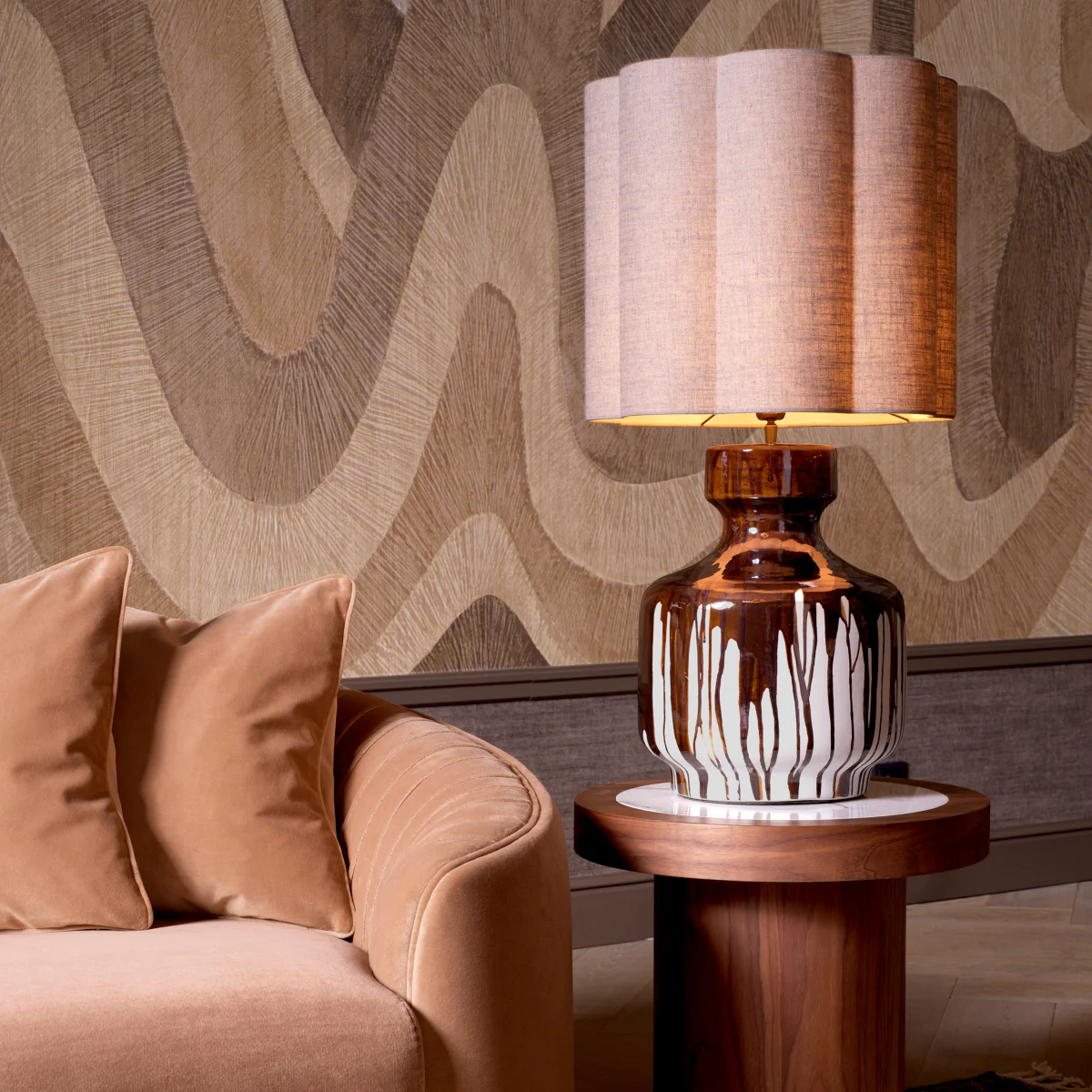 Eichholtz Lorena Table Lamp Brown Drip Effect Vintage Brass Finish - Table Lamp Lorena - Image 2