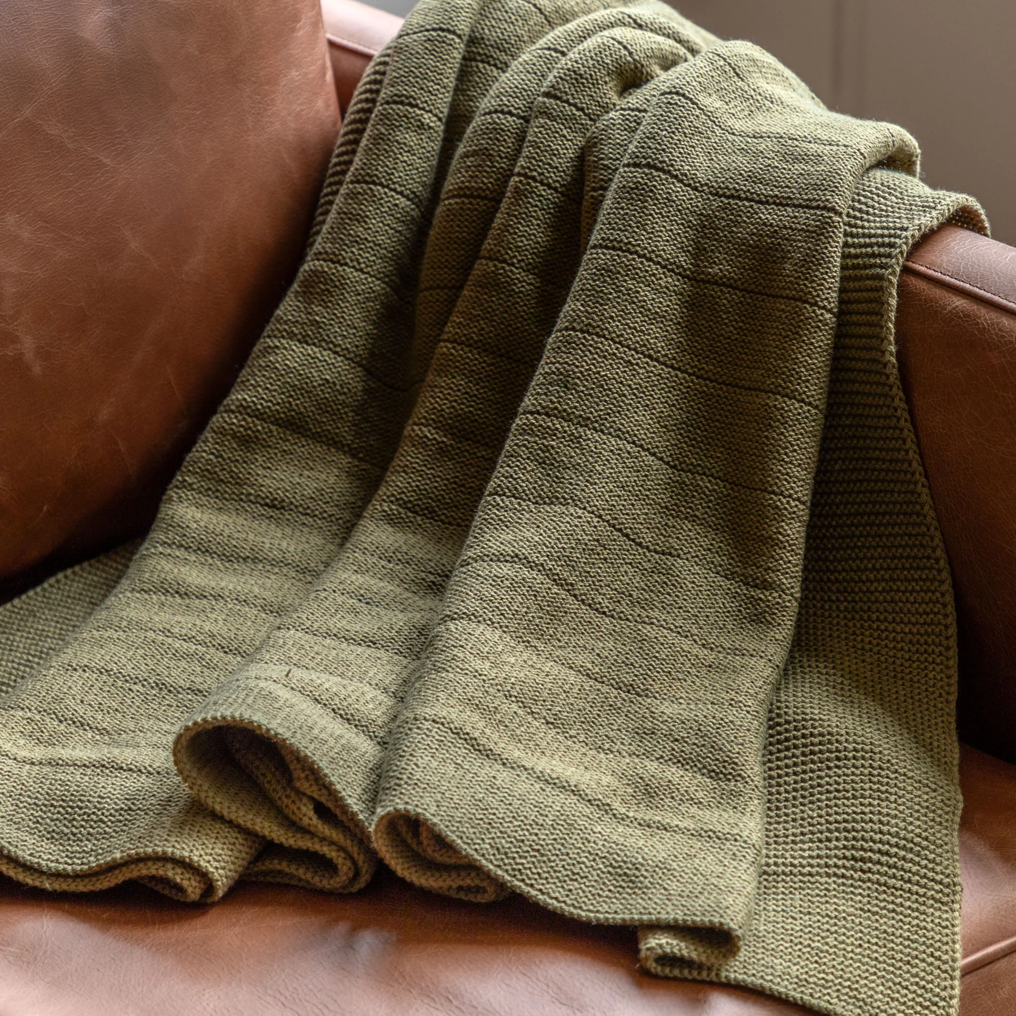 Florence Knit Green Throw - Florence Knit Throw Olive 130x170CM - Image 2