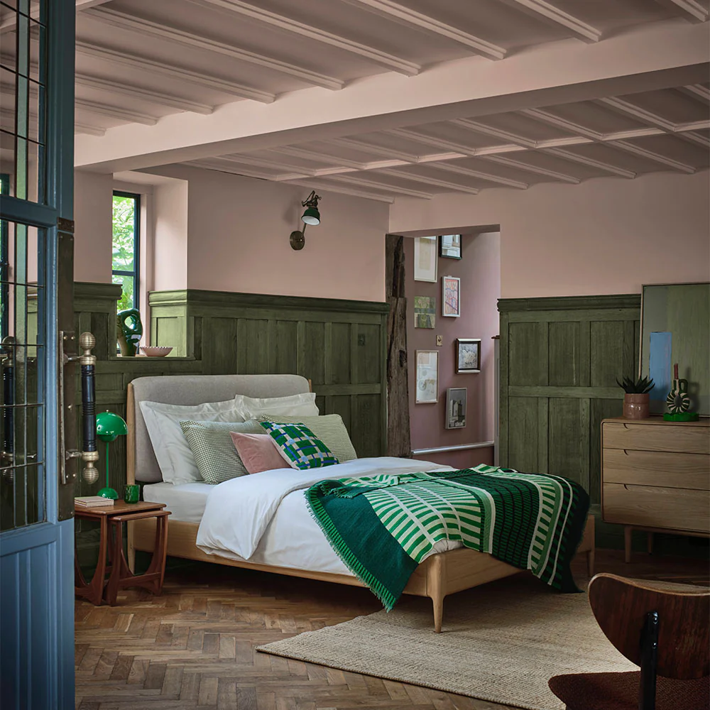 G Plan Winchester Upholstered Bed - 180cm Upholstered Bedstead Light Oak - Super King - Image 2