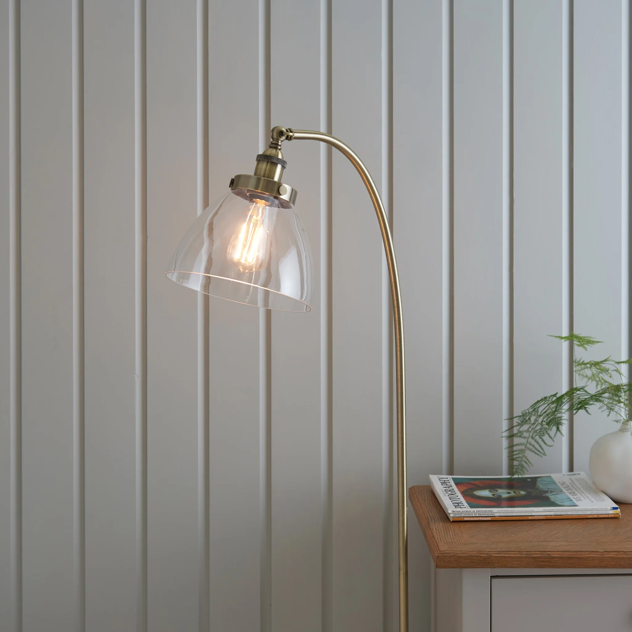Hansen Antique Brass Floor Lamp - DHD Hansen Floor Lamp Antique Brass - Image 3