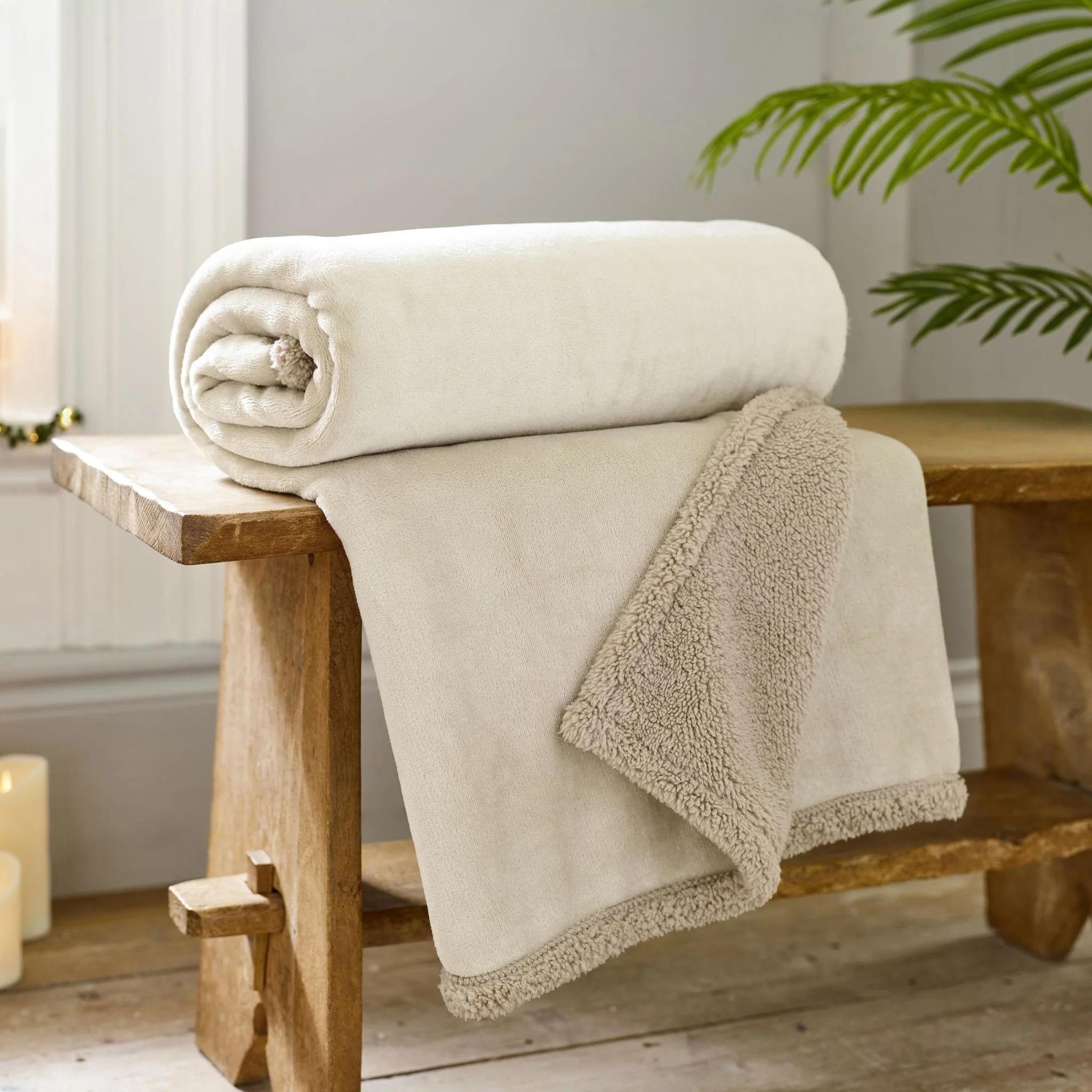 Hazelwood Sherpa Grey Throw - DISC Hazelwood Sherpa Throw Oyster Grey