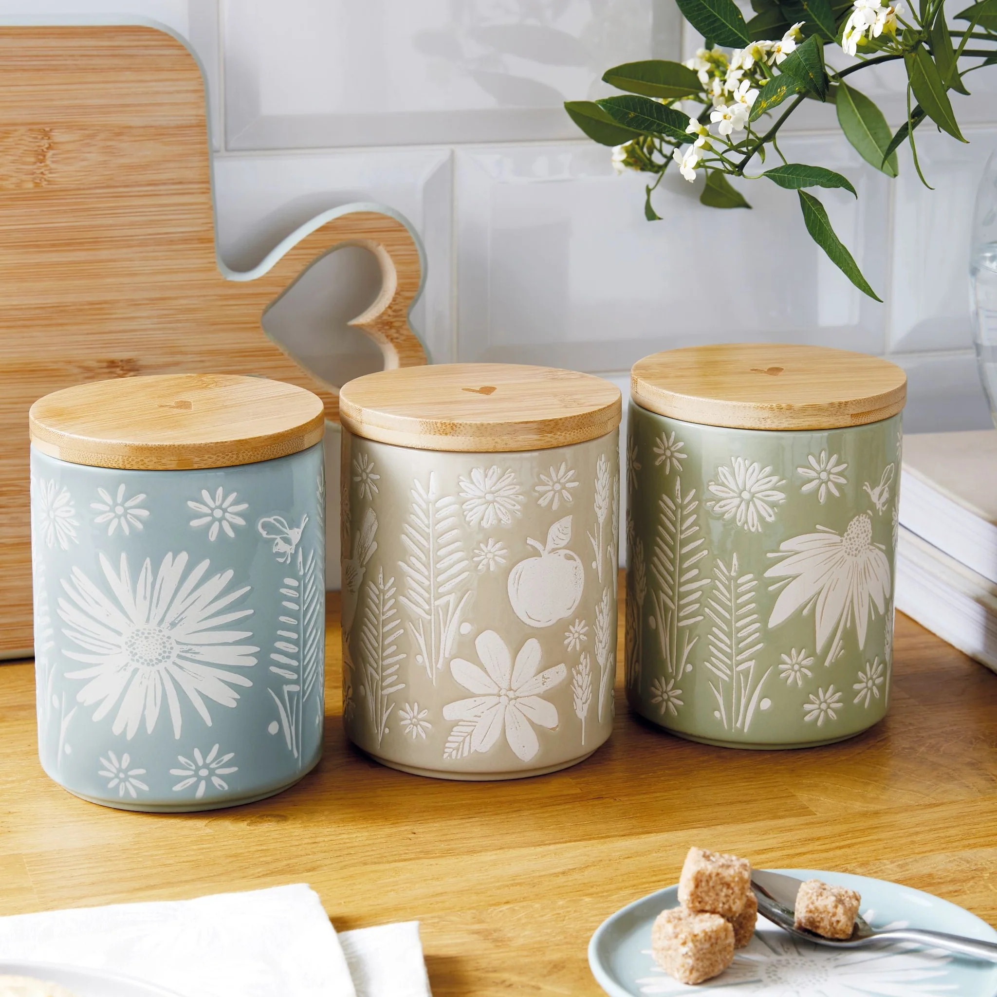 Homestead Ceramic Canister Beige - Homestead Ceramic Canister Beige - Image 2