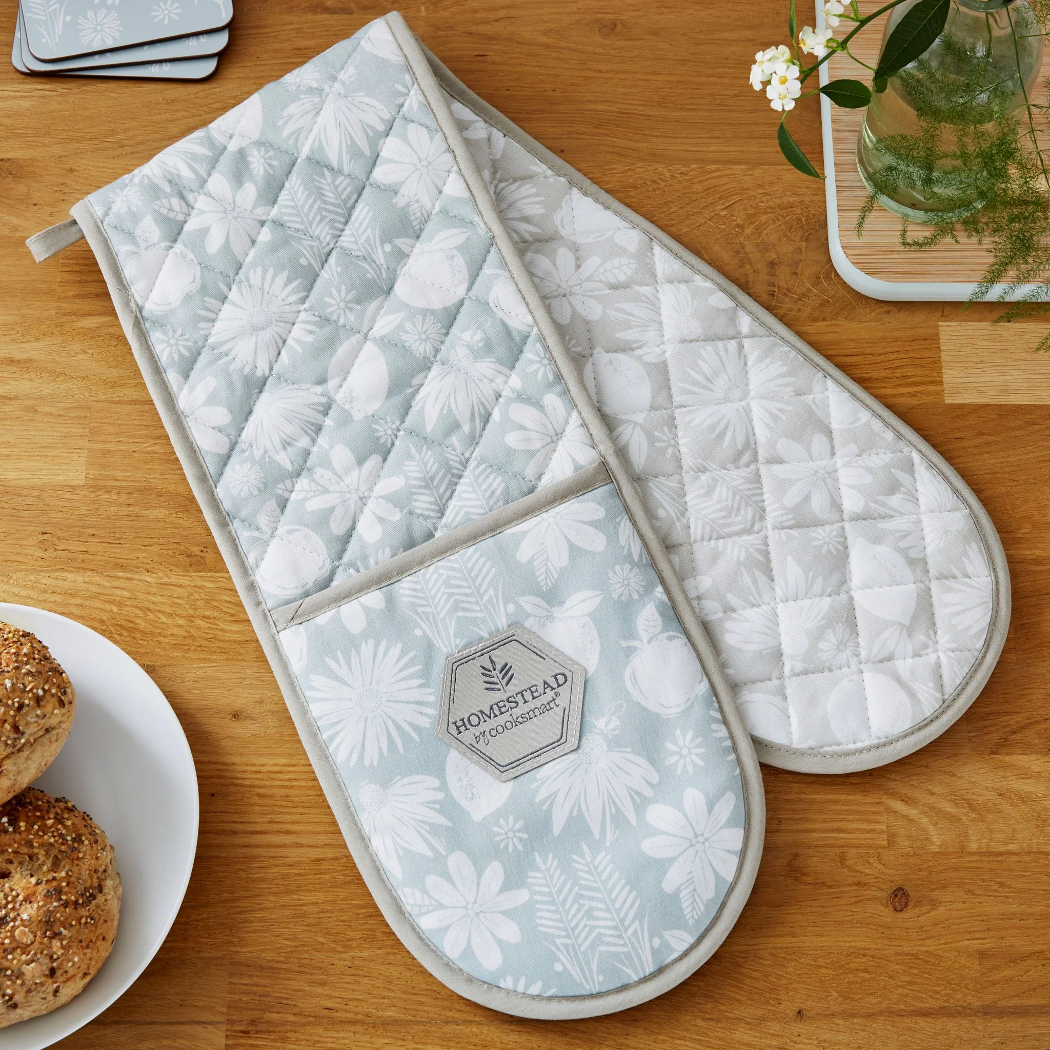 Homestead Double Oven Glove