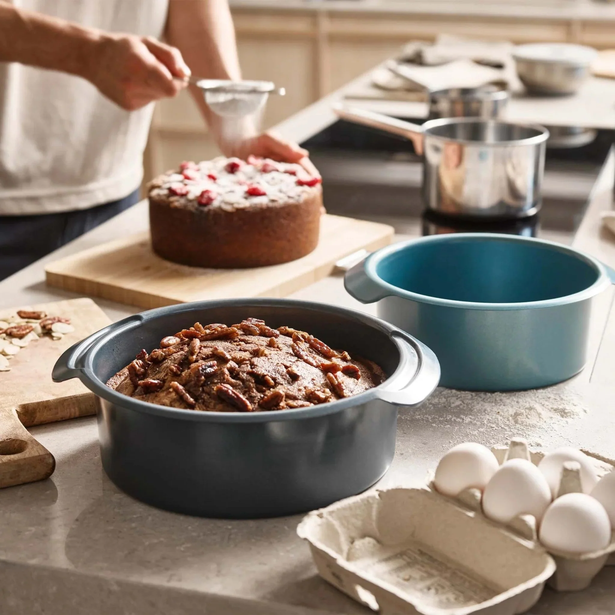 Joseph Joseph Nest Set of 2 Round Baking Tins - Nest Round Bake Tins Set of 2