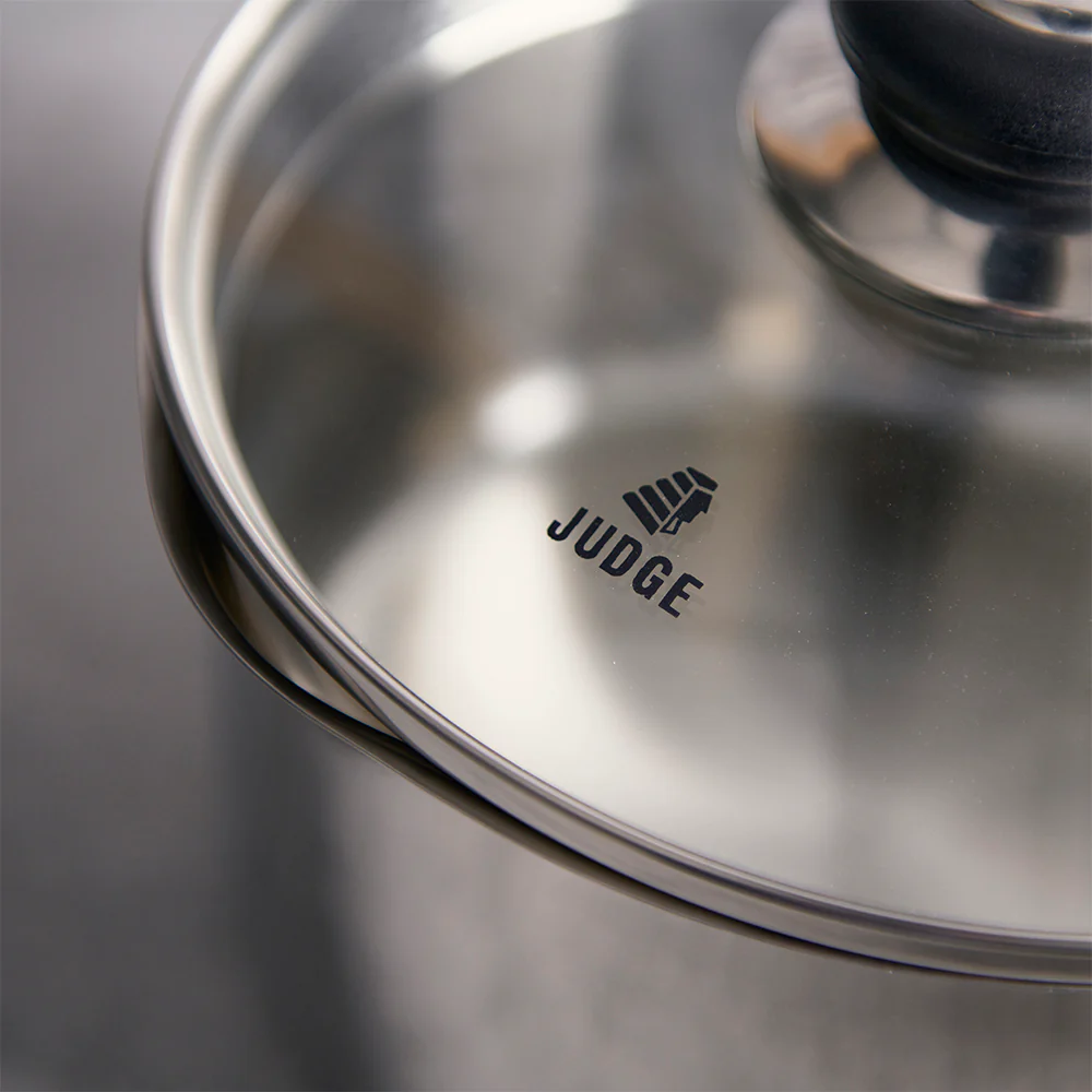 Judge Vista Medium Drain Lid Saucepan - Judge Vista Drain Lid Saucepan 18CM - Image 3