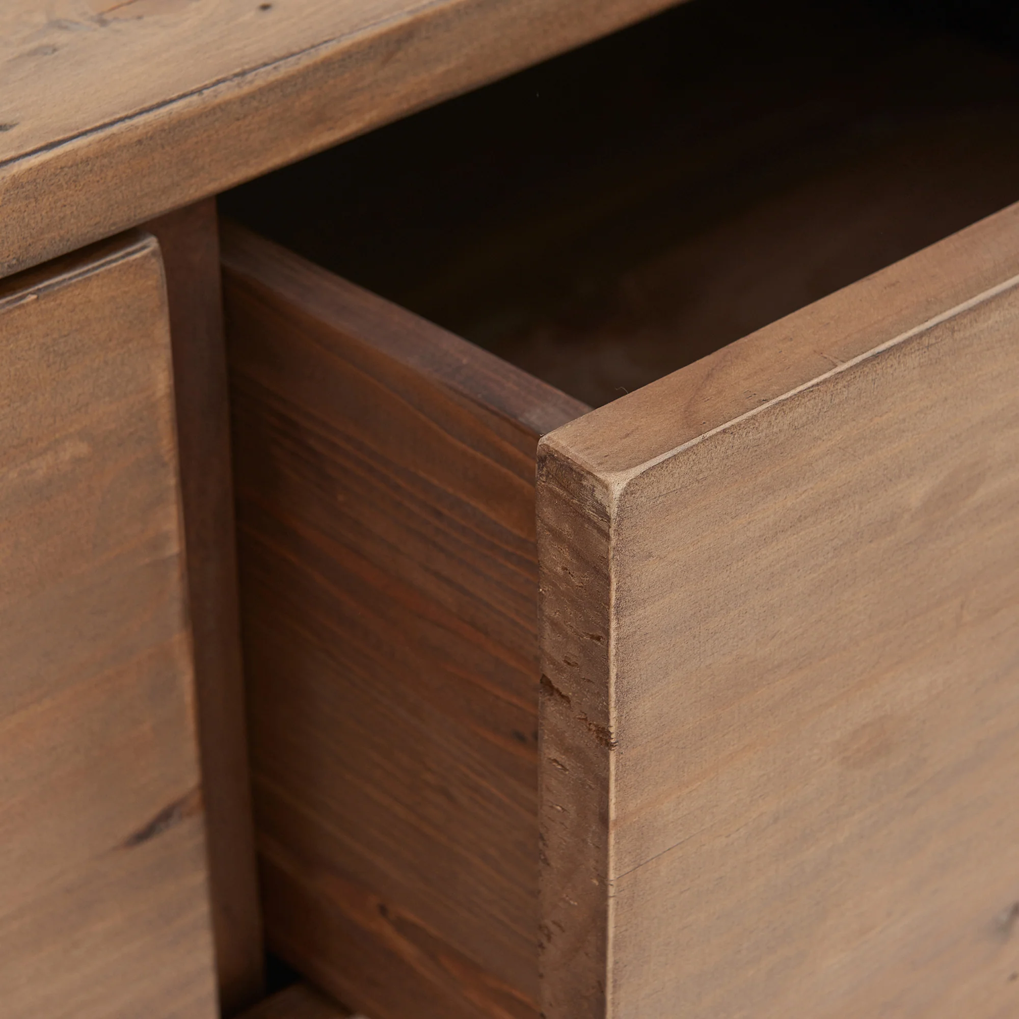 Lexington 8 Drawer Wide Chest - 8 Drawer Wide Chest Sundried Wheat - Image 4