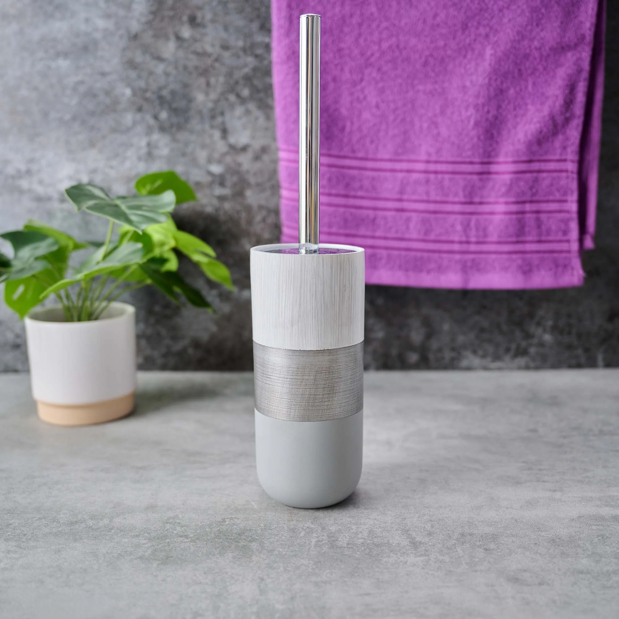 Luxe Toilet Brush And Holder - Luxe Toilet Brush & Holder