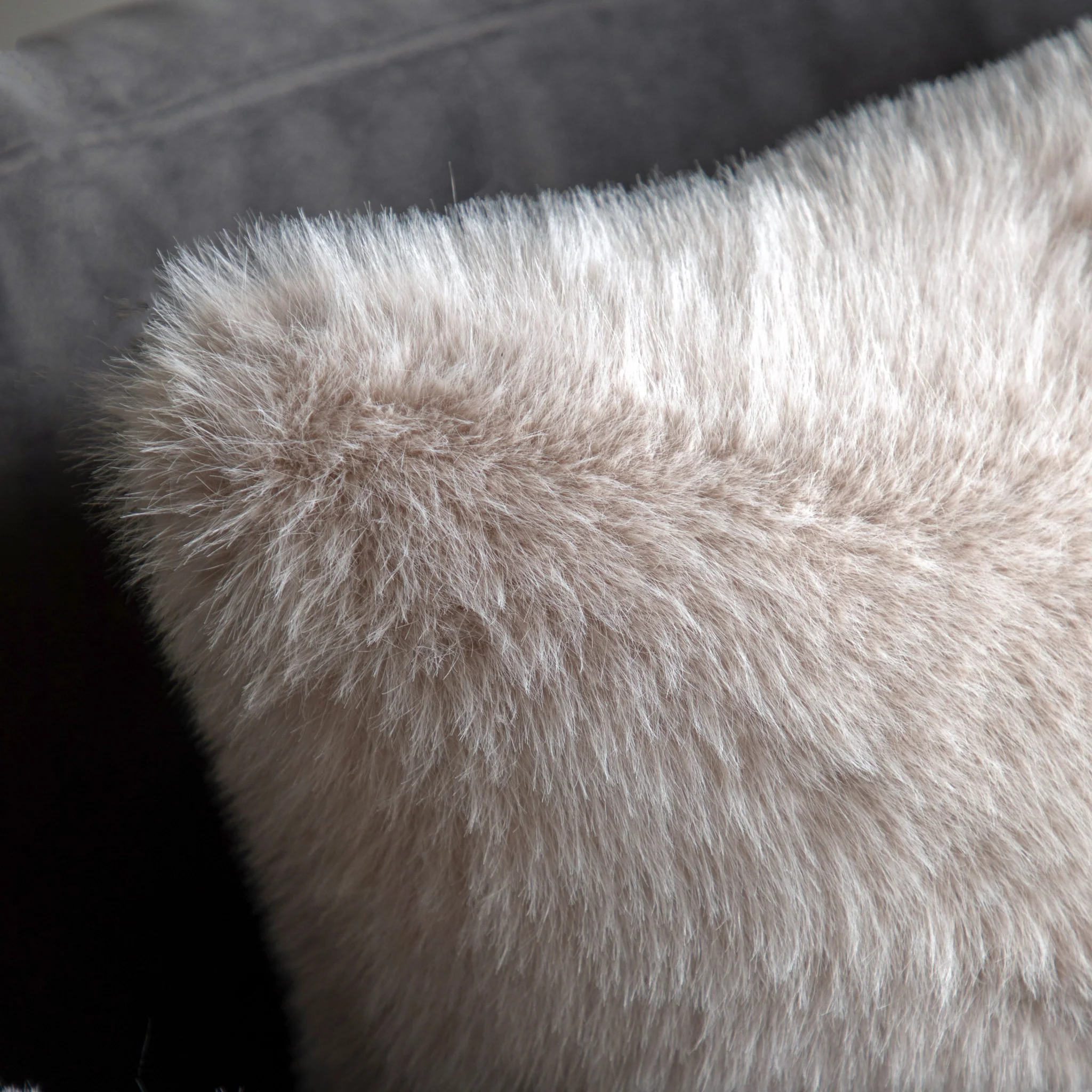 Maple Faux Fur Cream Rectangle Cushion - Maple Faux Fur Cushion Oatmeal 40x60CM - Image 2