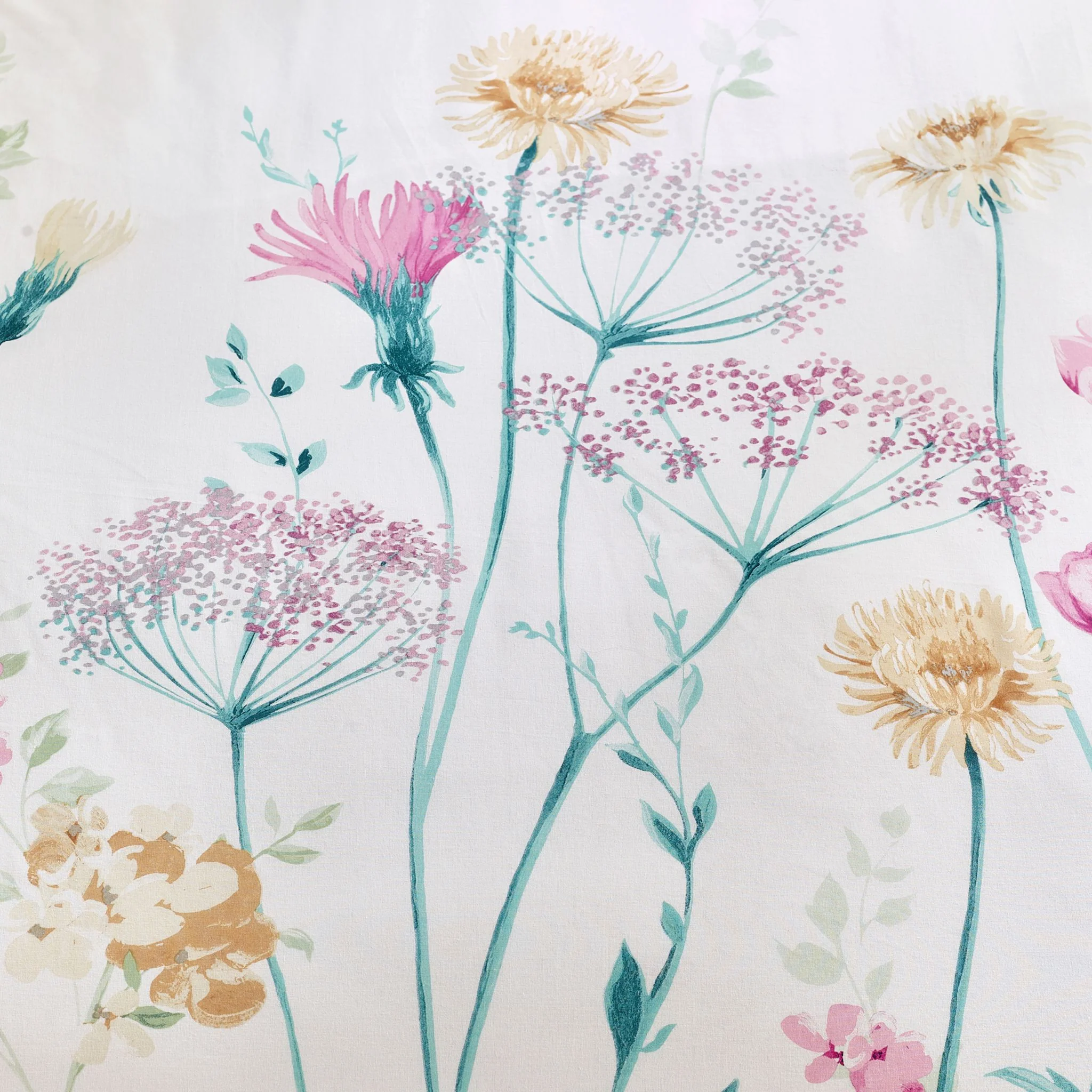 Catherine Lansfield Meadowsweet Floral Bright Duvet Set - Meadowsweet Floral Bright Duvet Set Single - Image 5