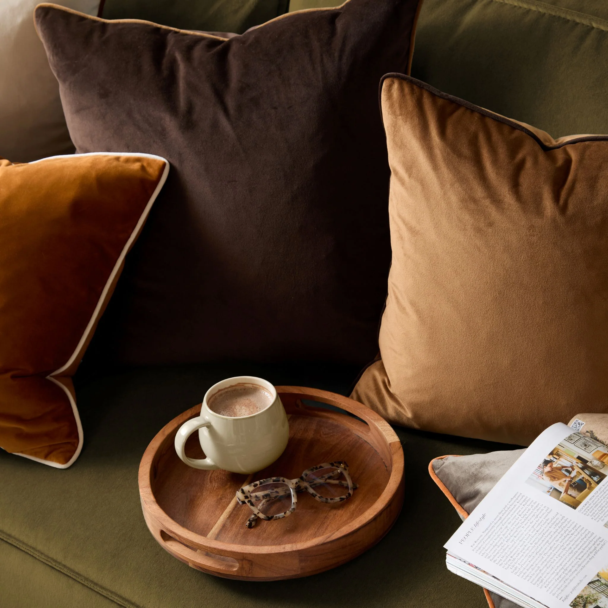 Meridian Caramel & Chocolate Cushion - Meridian Cushion Caramel & Chocolate 45CM - Image 2