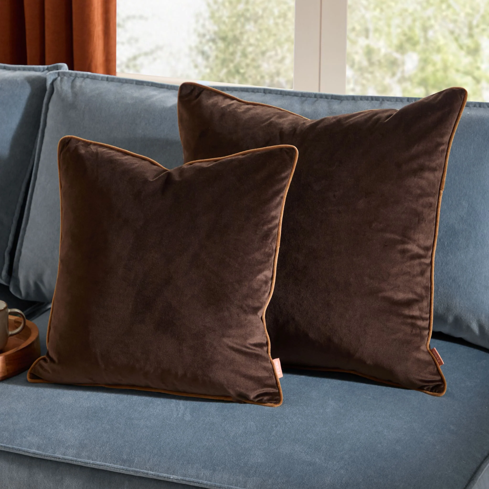 Meridian Chocolate & Caramel Cushion - Meridian Chocolate & Caramel Cushion 45CM - Image 2