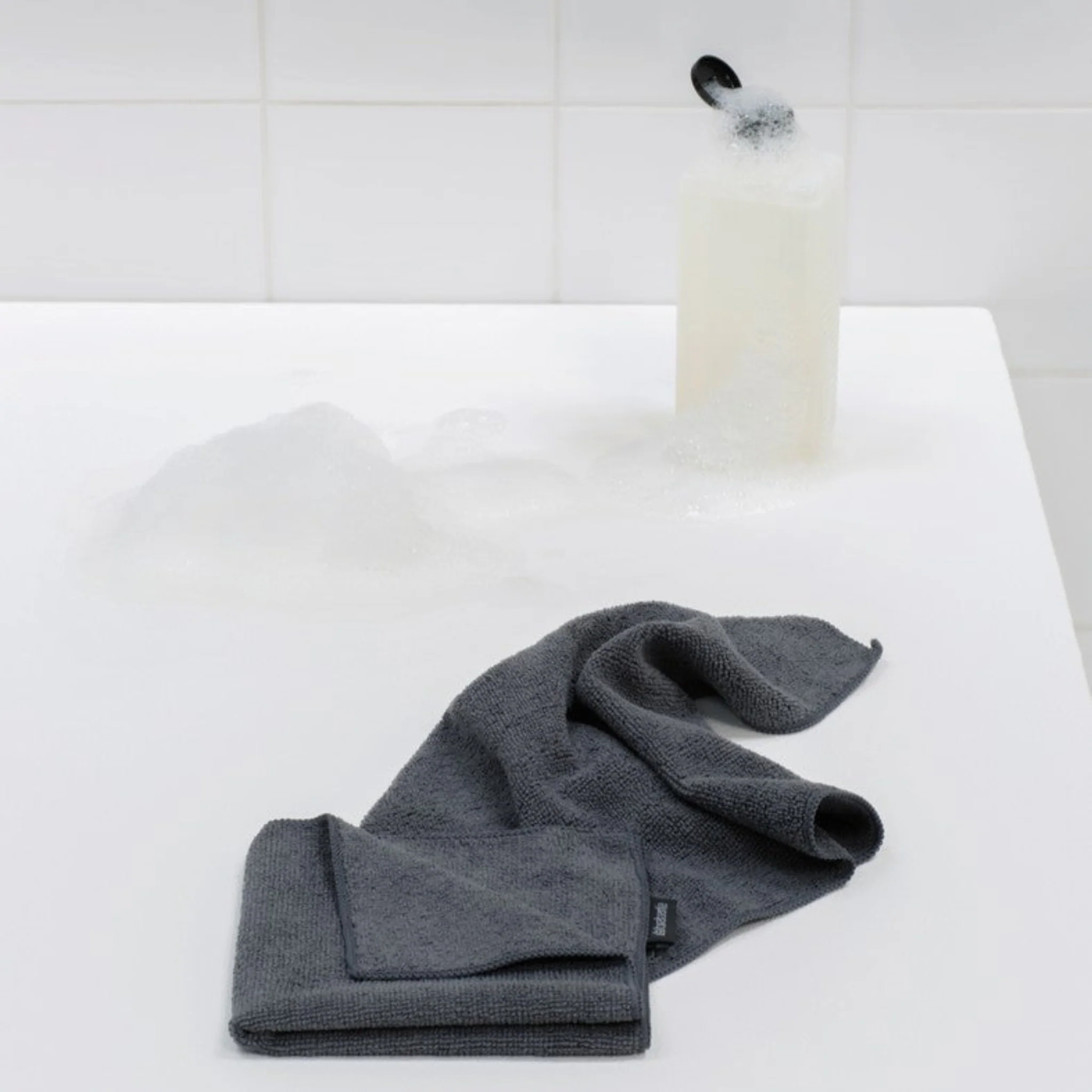 Microfibre Dish Cloths Set of 2 Dark Grey - Image 2