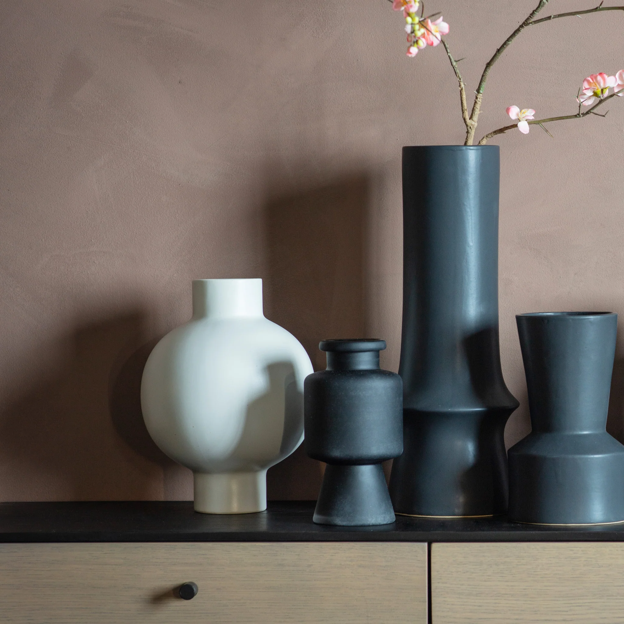 Oshima White Vase - Oshima Vase White - Image 2