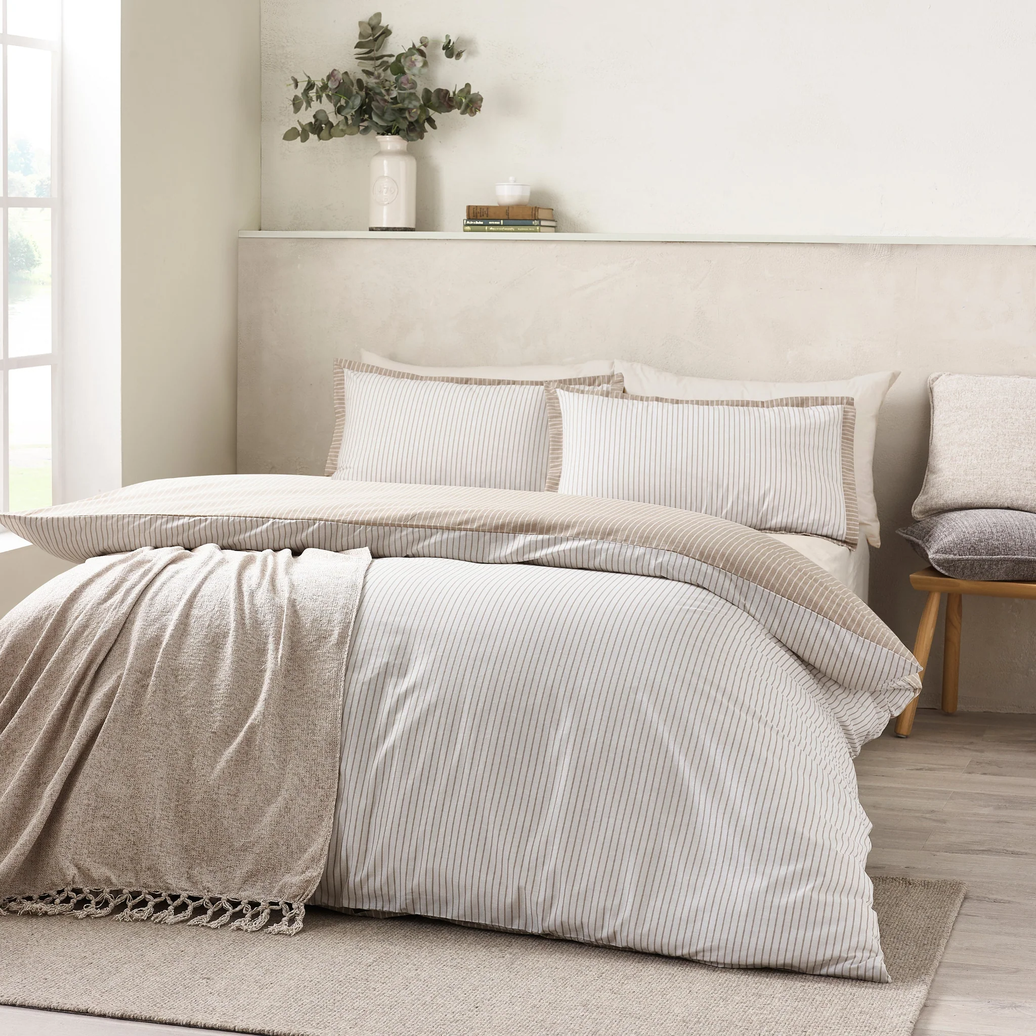 Catherine Lansfield Oxford Pinstripe Natural Duvet Set - Oxford Pinstripe Natural Duvet Set Double