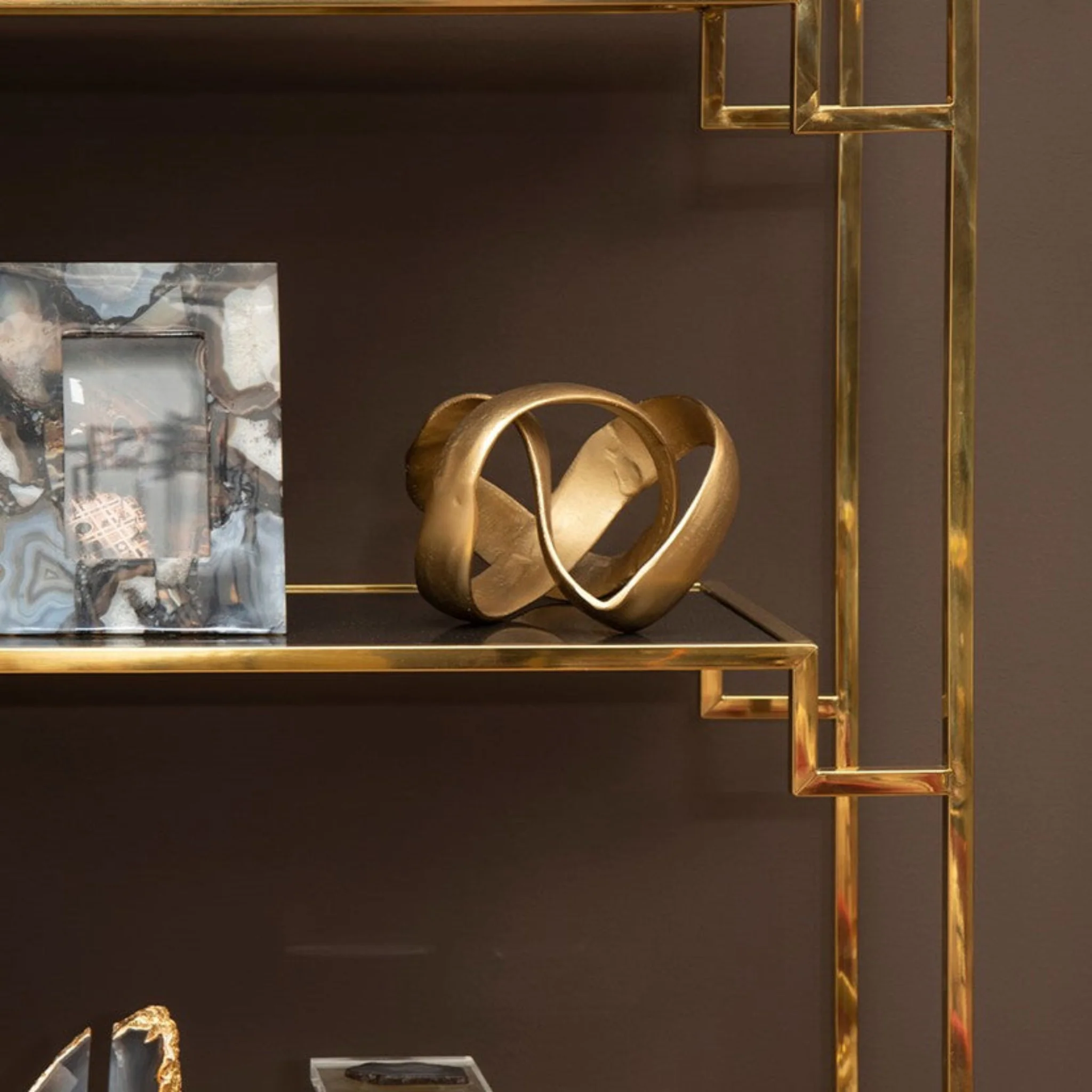 Prato Knot Sculpture Gold
