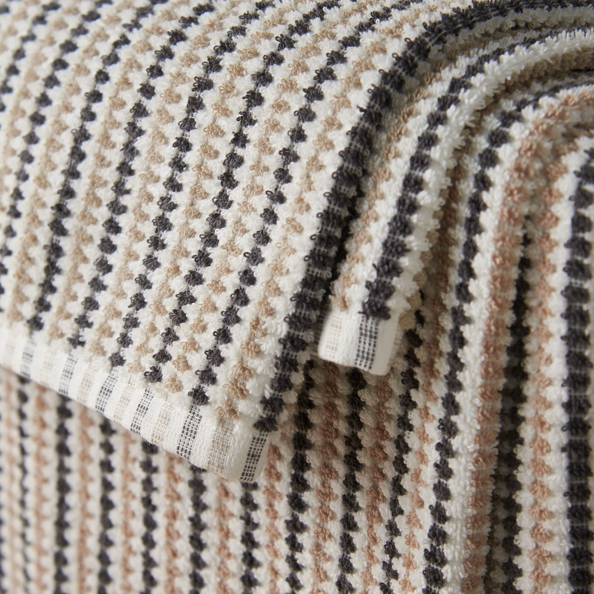 Catherine Lansfield Rice Weave Stripe Towel Grey - Rice Weave Stripe Bath Sheet Grey - Image 2