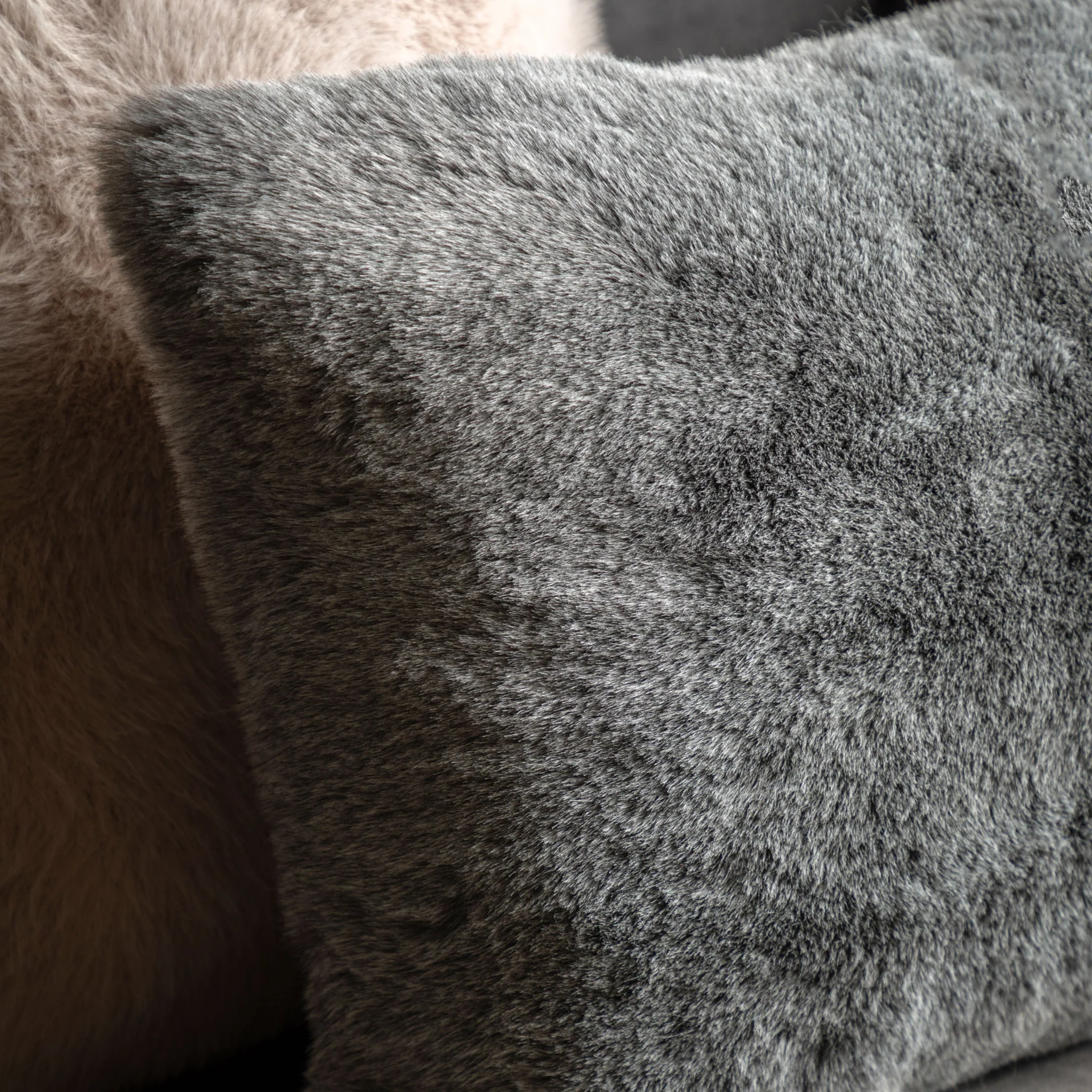 Roscose Faux Fur Grey Rectangle Cushion - Roscose Faux Fur Cushion Smoke Grey 40x60CM - Image 2