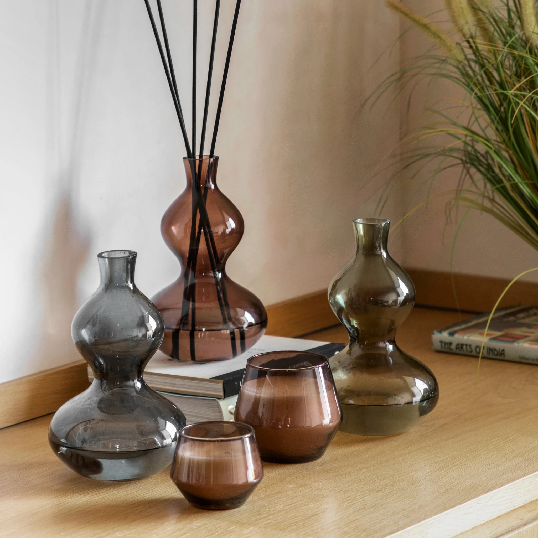 Rose Oud Glass Diffuser - Rose Oud Glass Diffuser 500ML - Image 2