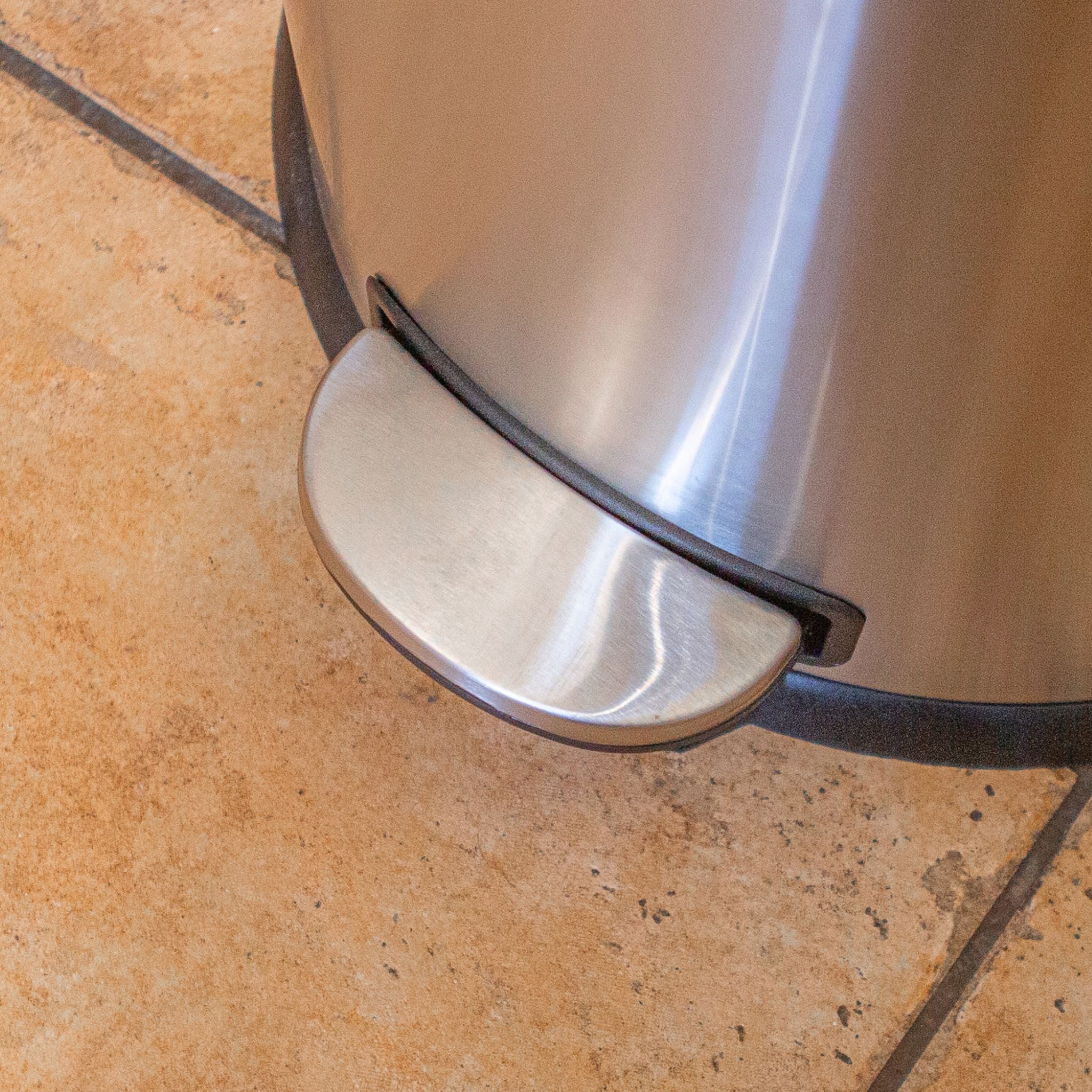 Round Brushed Stainless Steel Kitchen Pedal Bin - Round Pedal Bin SS Brushed 30L - Image 2
