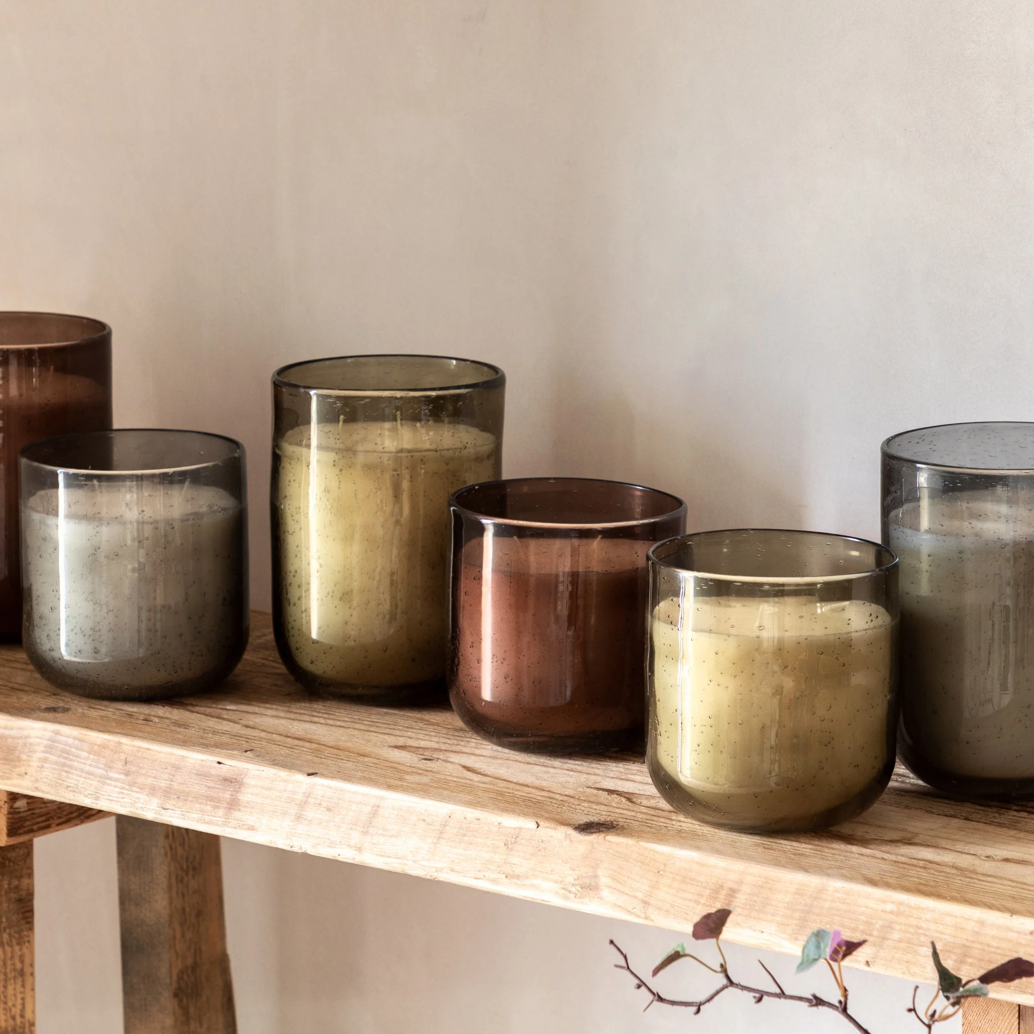 Sandalwood & Cedarwood Glass Candle Small - Sandalwood & Cedarwood Glass Candle Small - Image 3